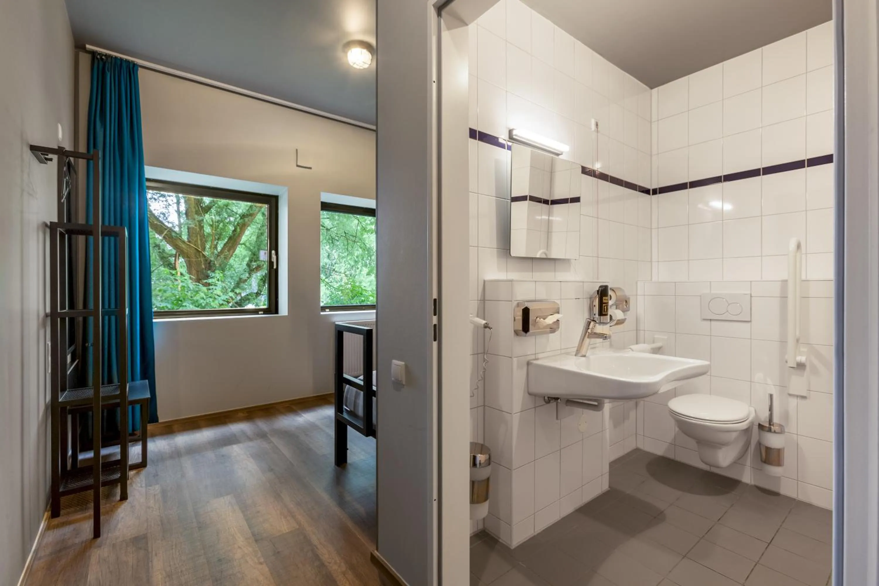 Photo of the whole room, Bathroom in a&o Amsterdam Zuidoost