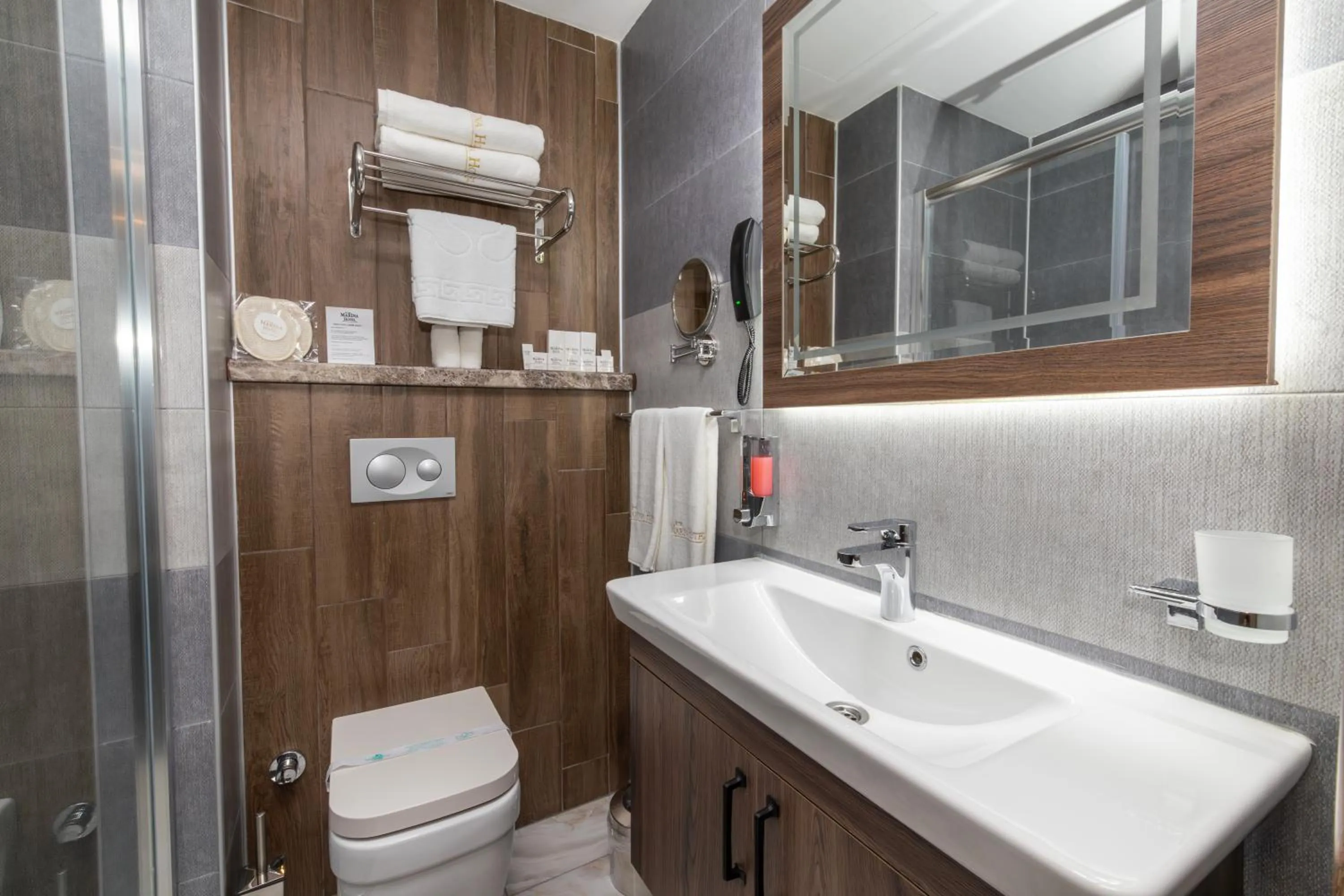 Bathroom in Park Dedeman Mersin Marina