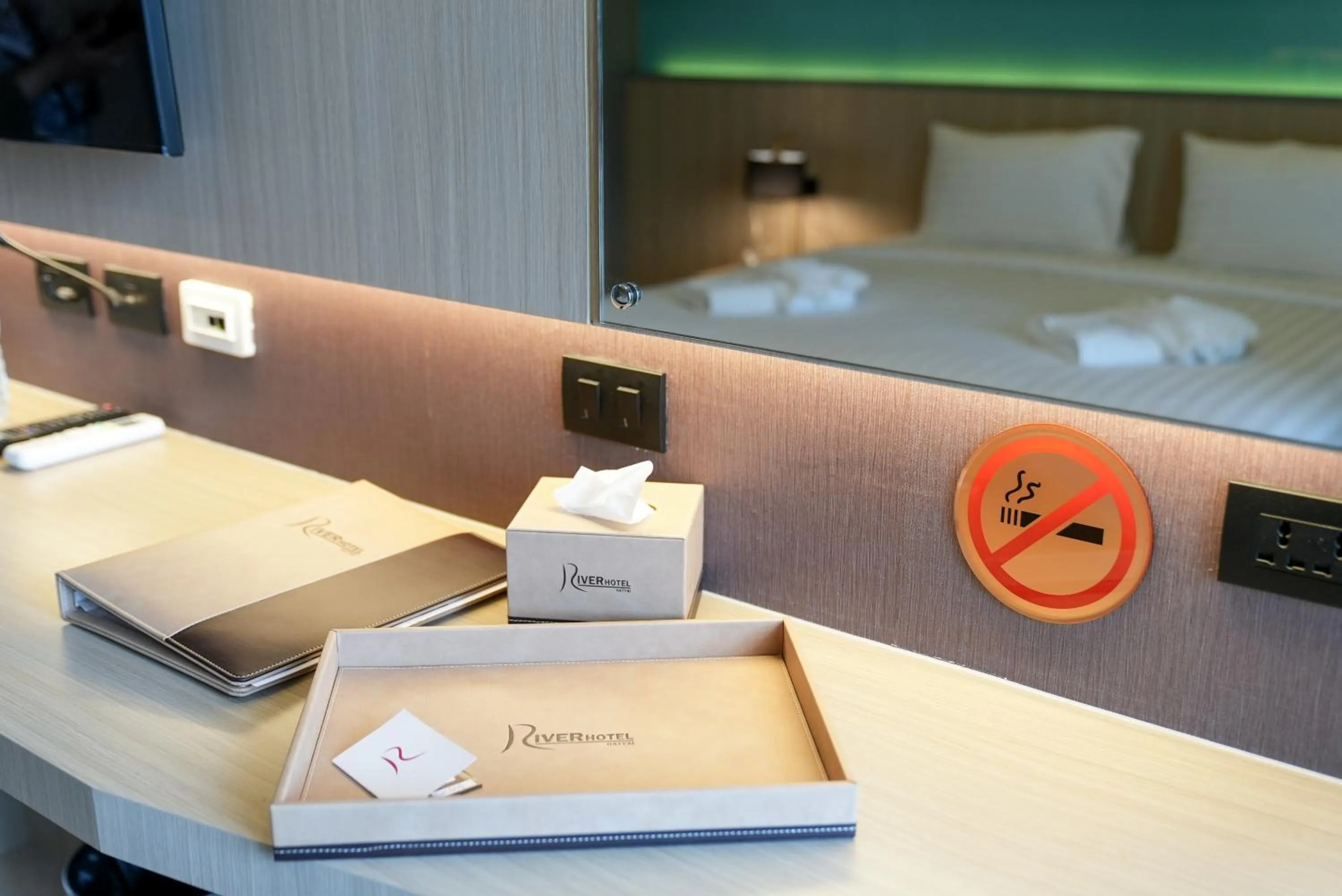 Bed in River Hotel Hatyai