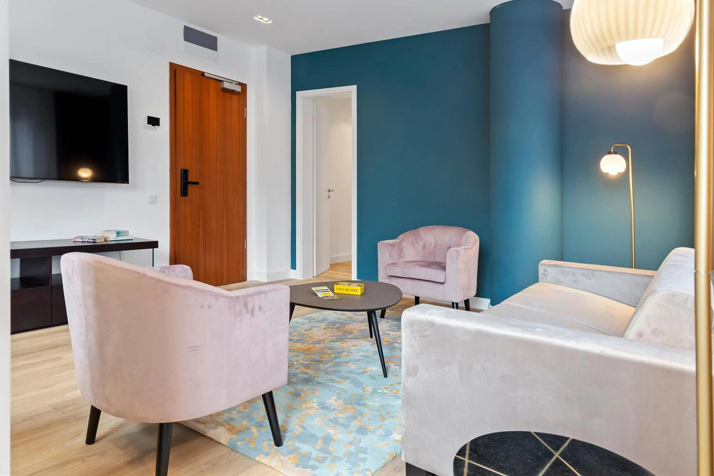 TV and multimedia in Uni88 Apart Hotel