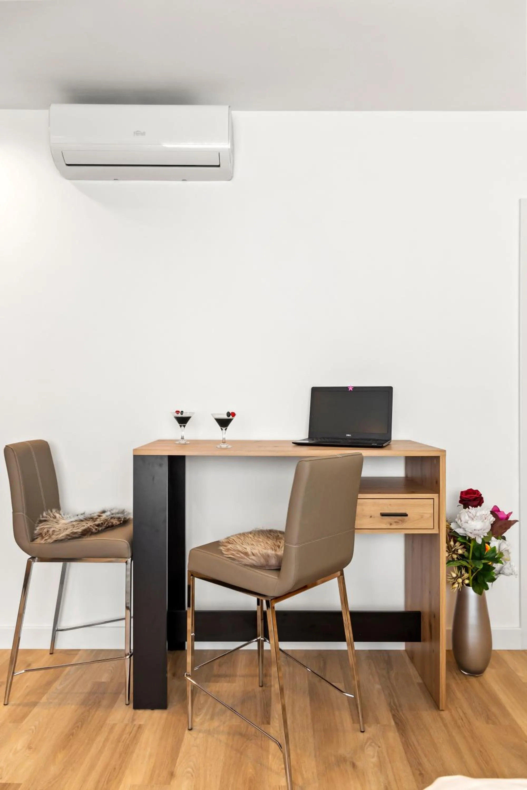 Seating area in Uni88 Apart Hotel