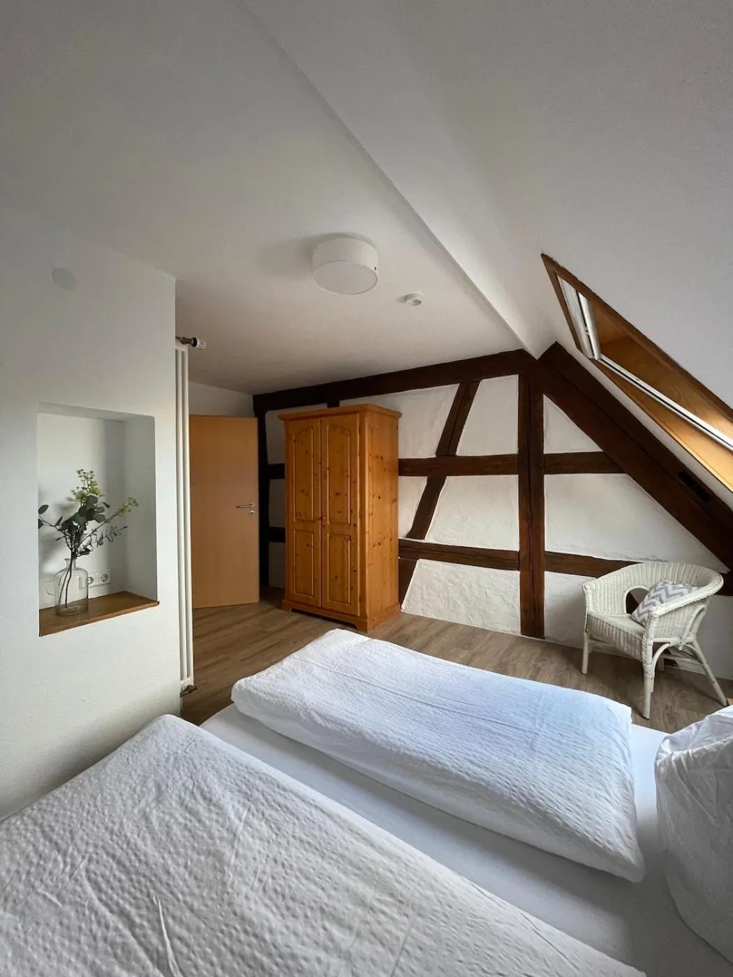 Bed in zum Schwanen Garni