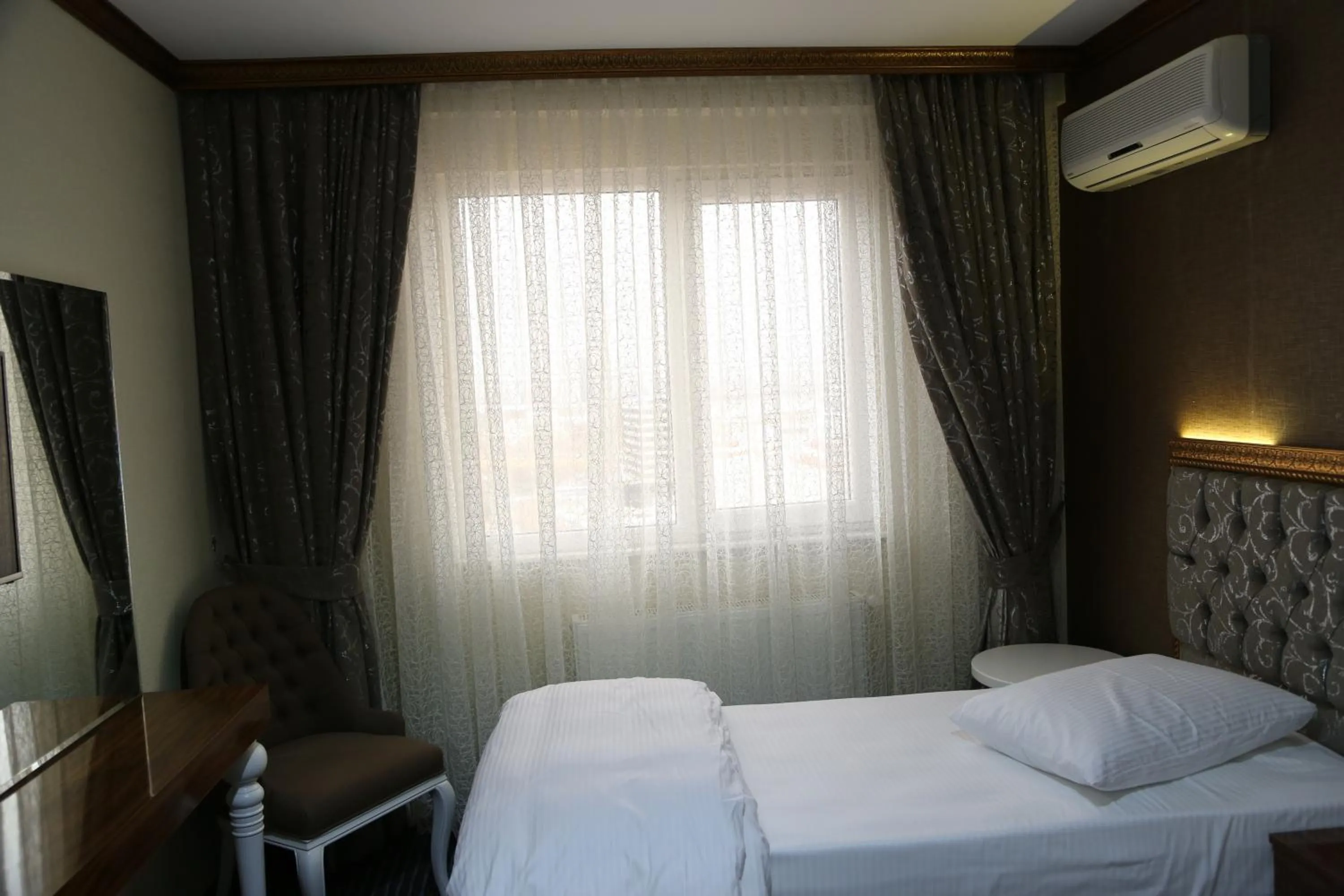 Day, Bed in Grand Sera Hotel