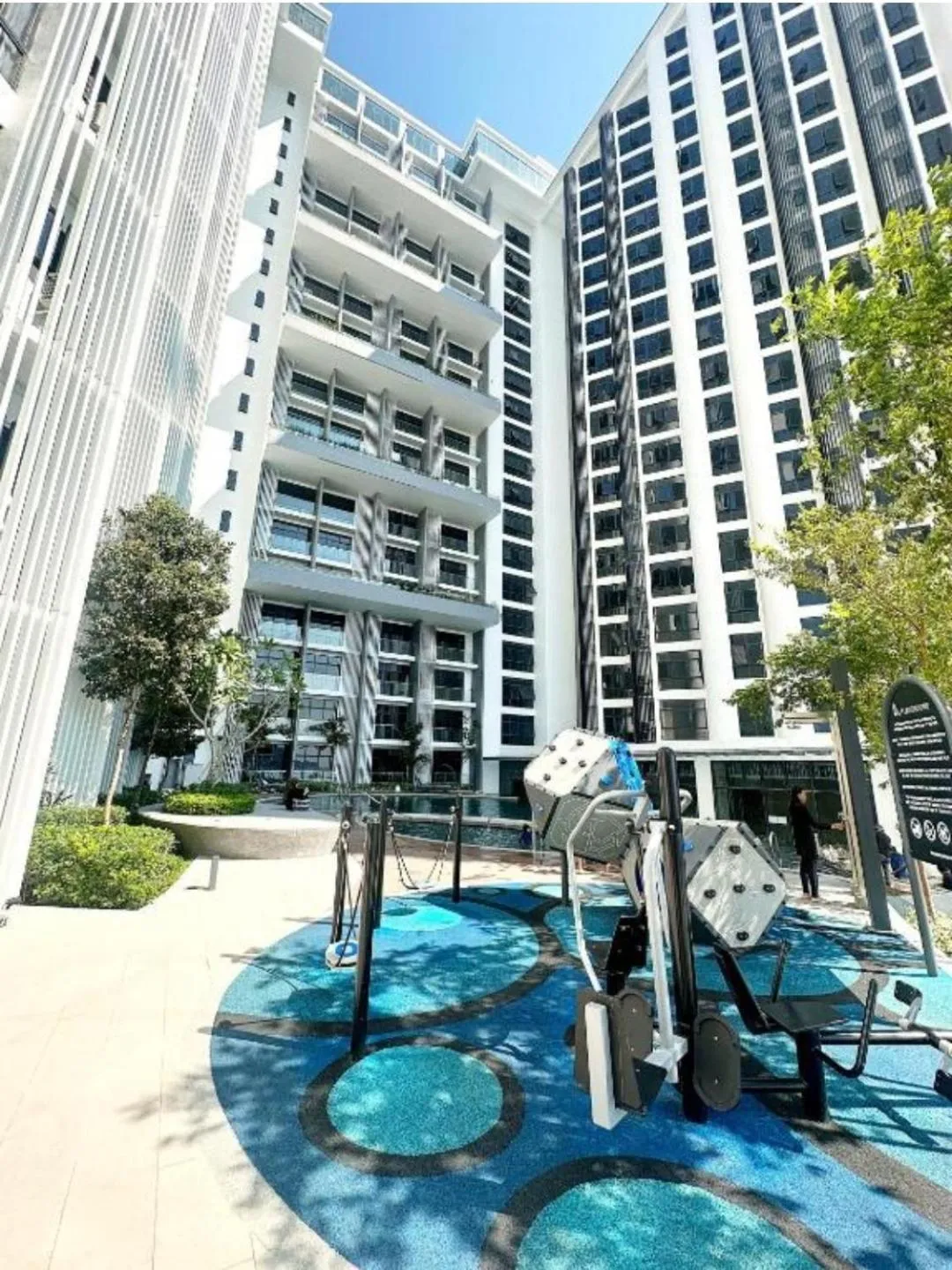 Queen Suite with Sea View in The Shore Kota Kinabalu City Centre By San's Suites