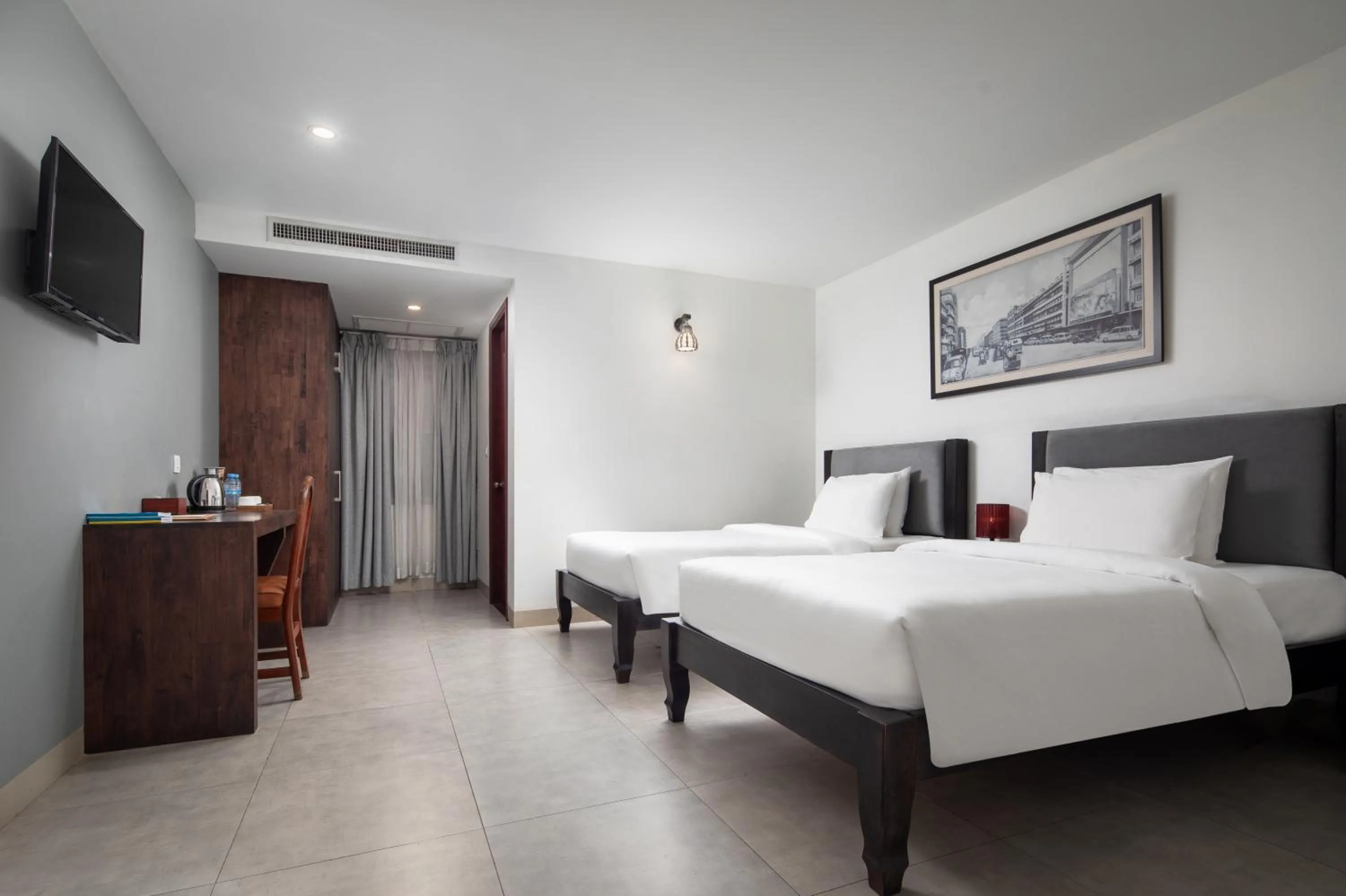 Bedroom, Bed in Vrest Hotel