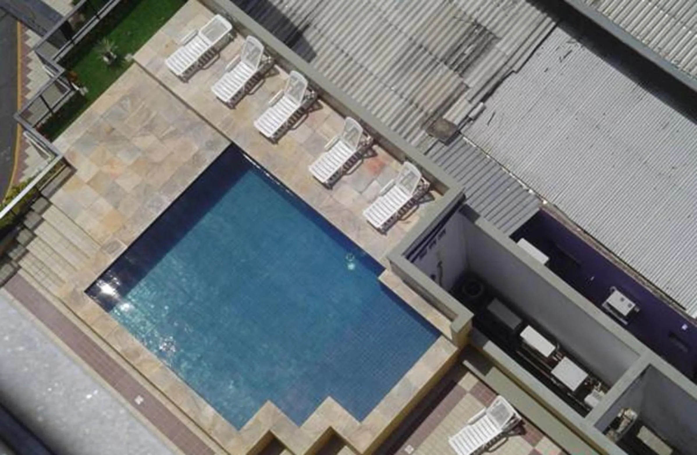Swimming pool in Via Venneto Flat