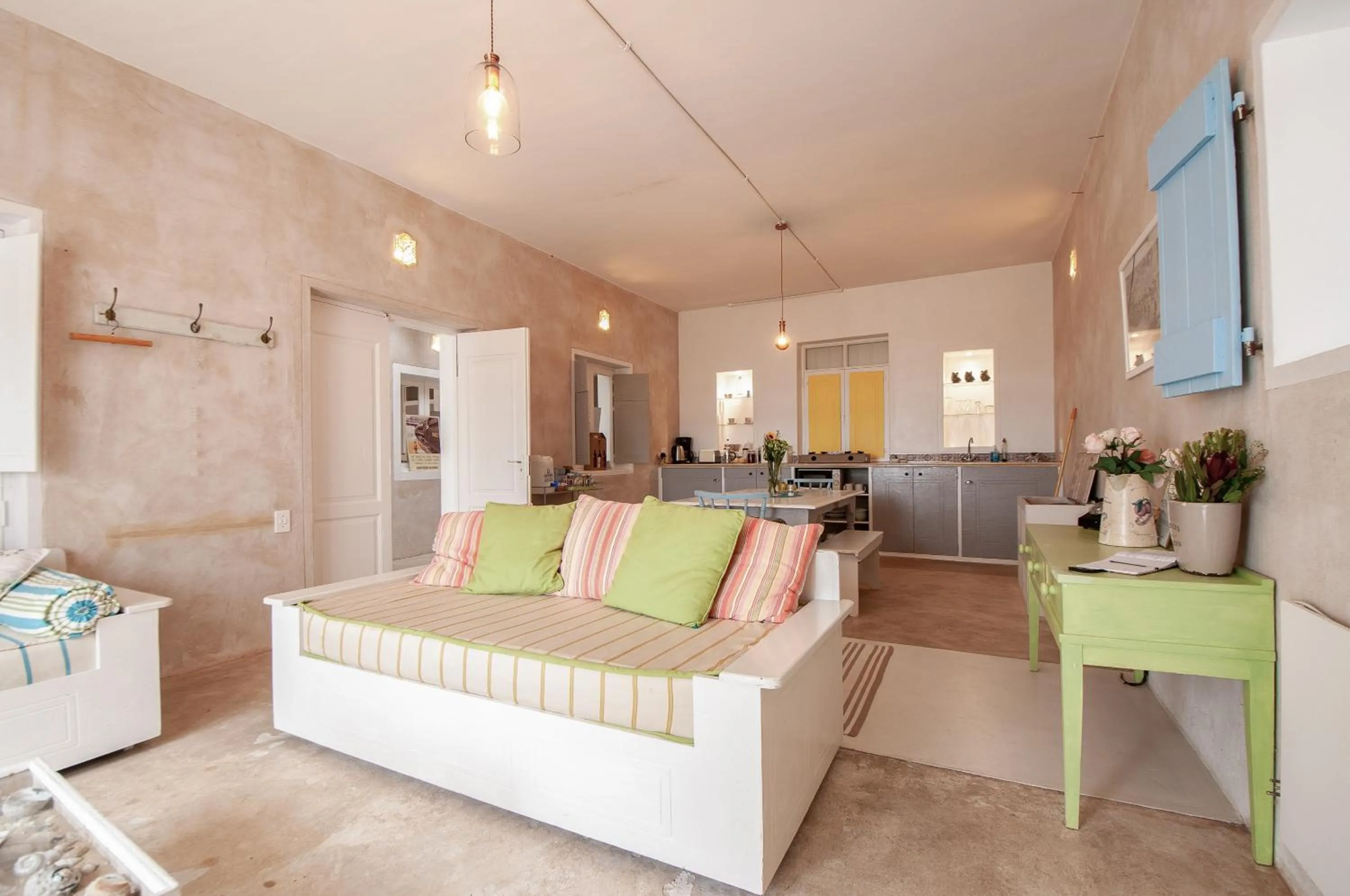 Lounge or bar in Charlotte House