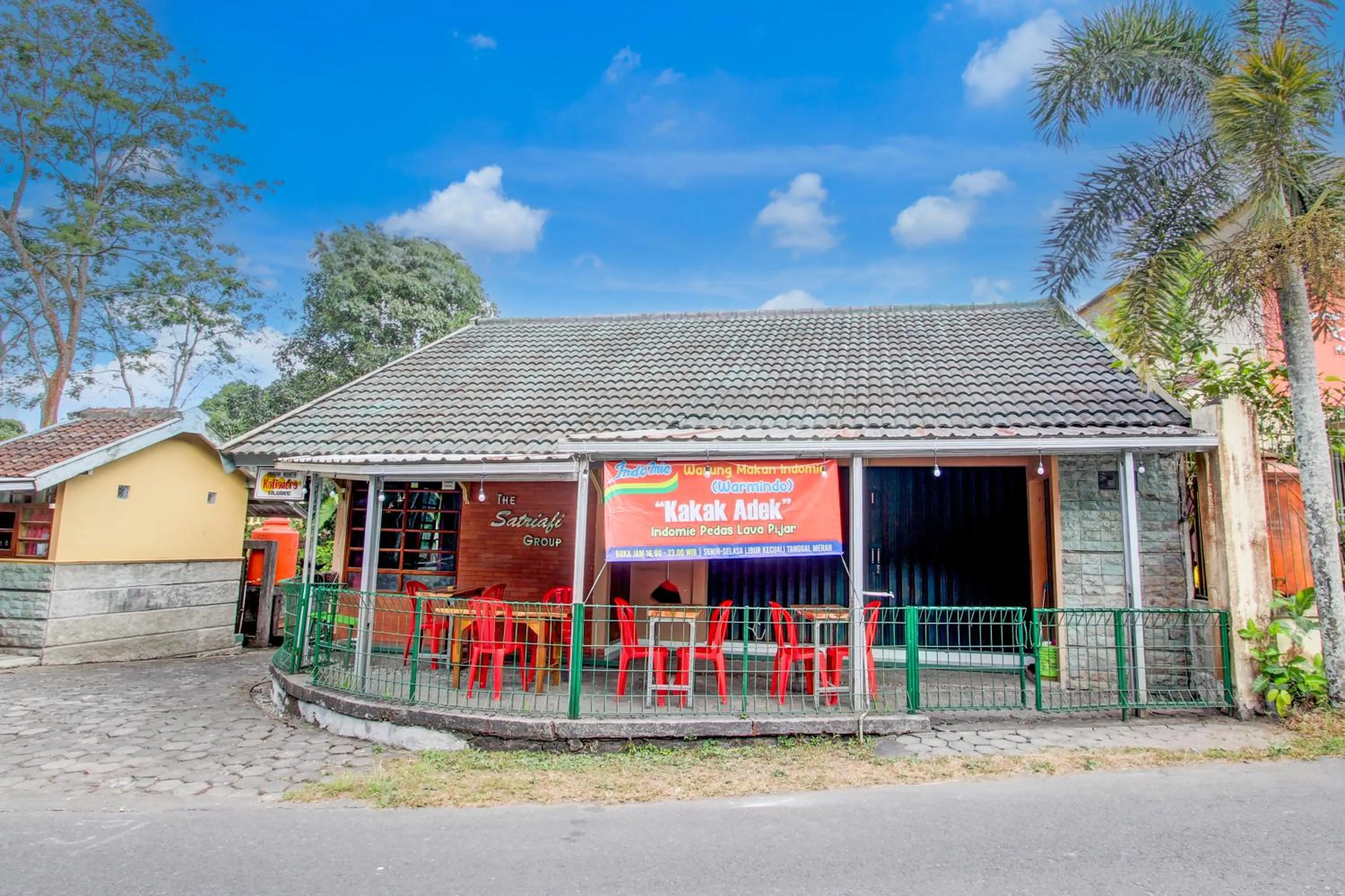 Facade/entrance in Hotel O Pondok Wisata Kaliandra Kaliurang