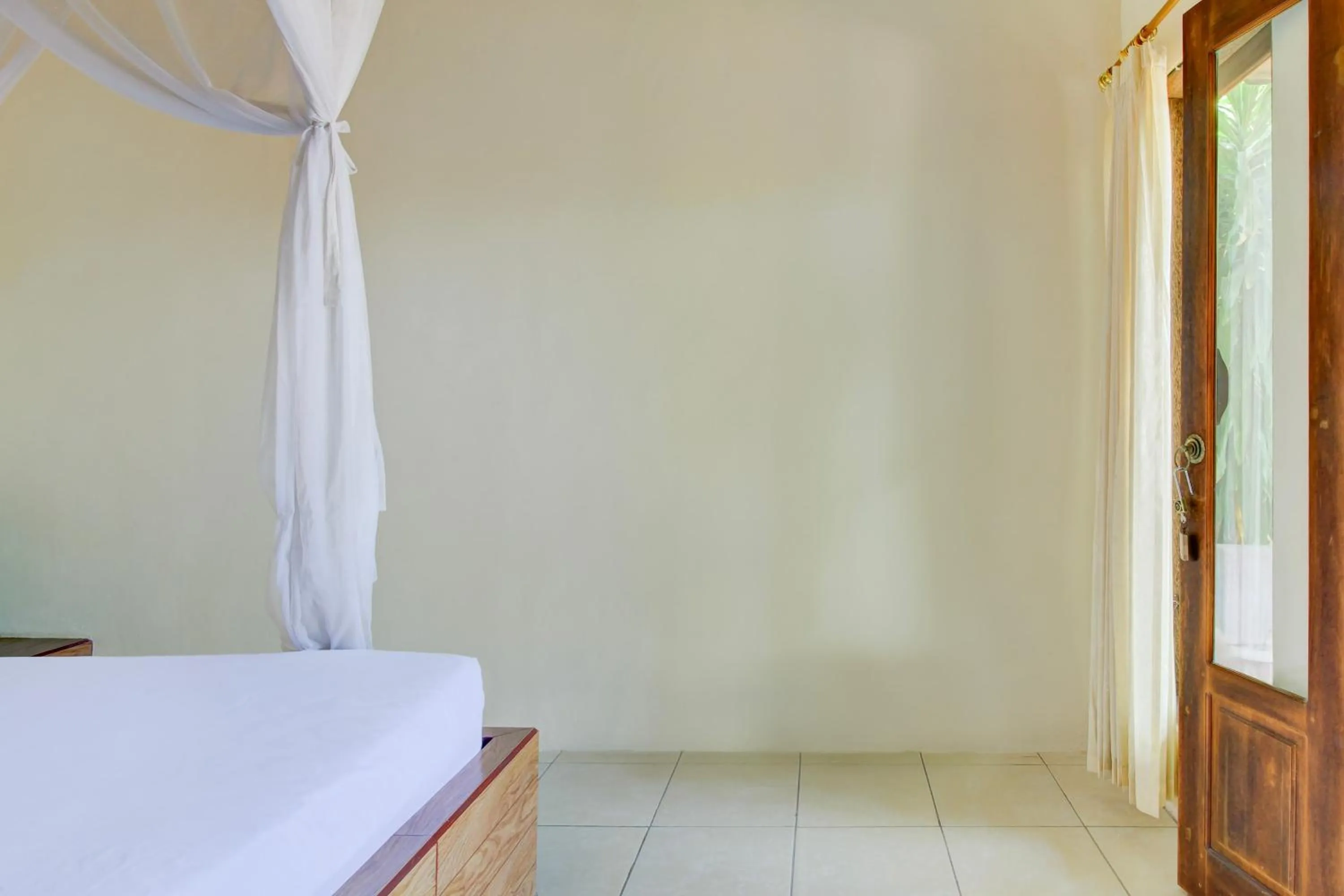 Bedroom, Bed in Capital O 94226 Kubu Mesari