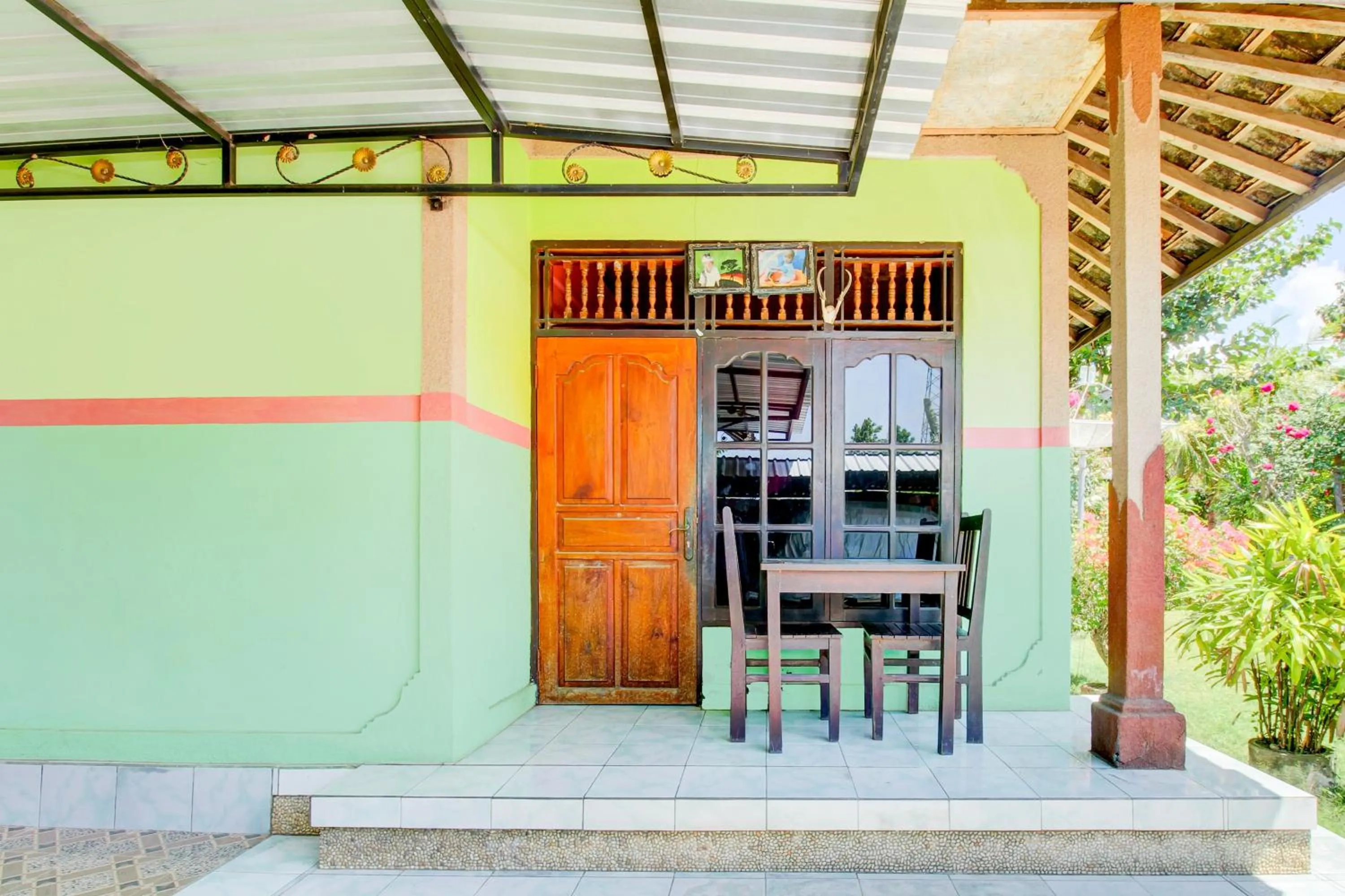 Lobby or reception in Capital O 94226 Kubu Mesari