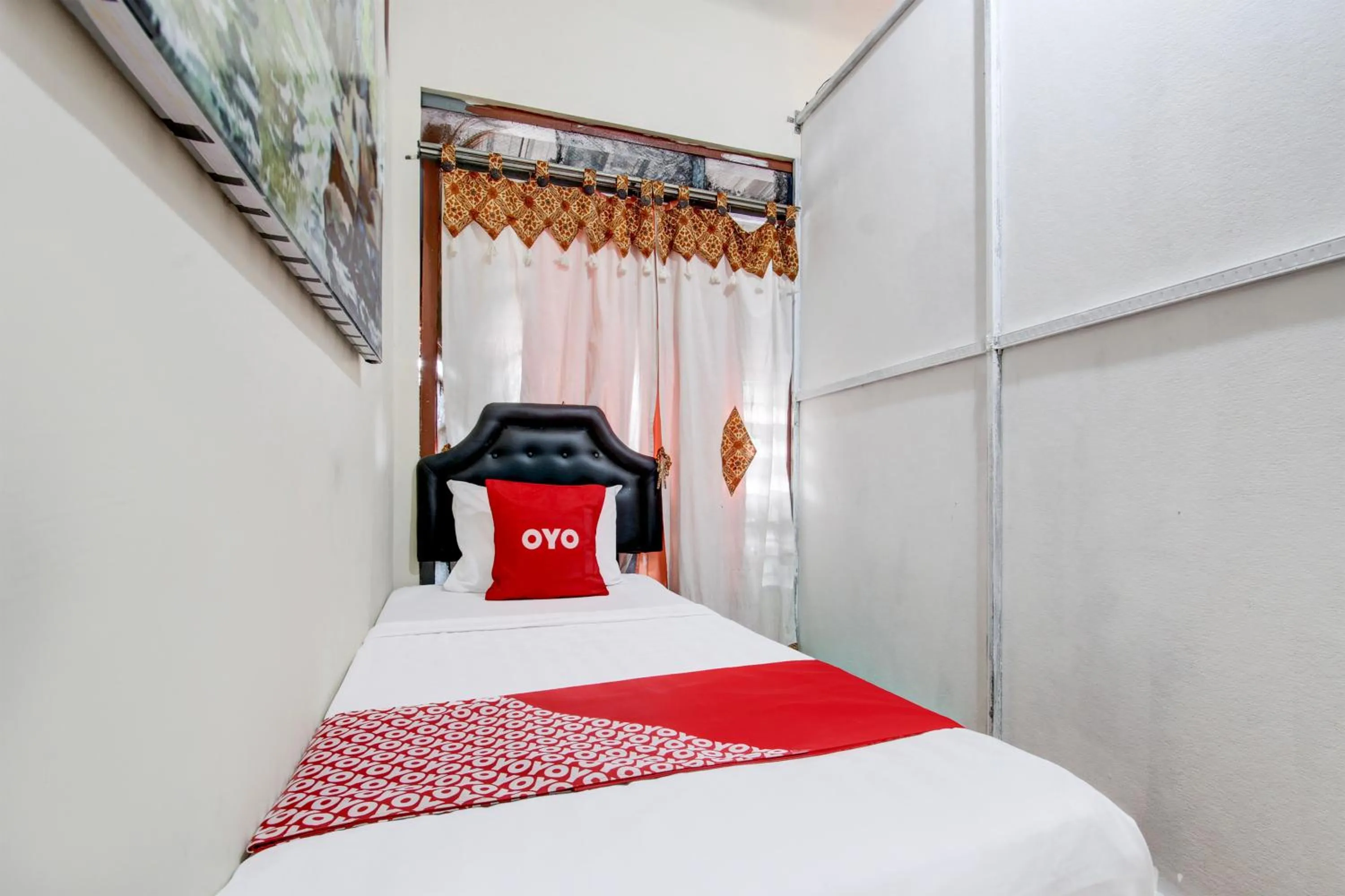 Bedroom, Bed in Hotel O Homestay Alqid Syariah
