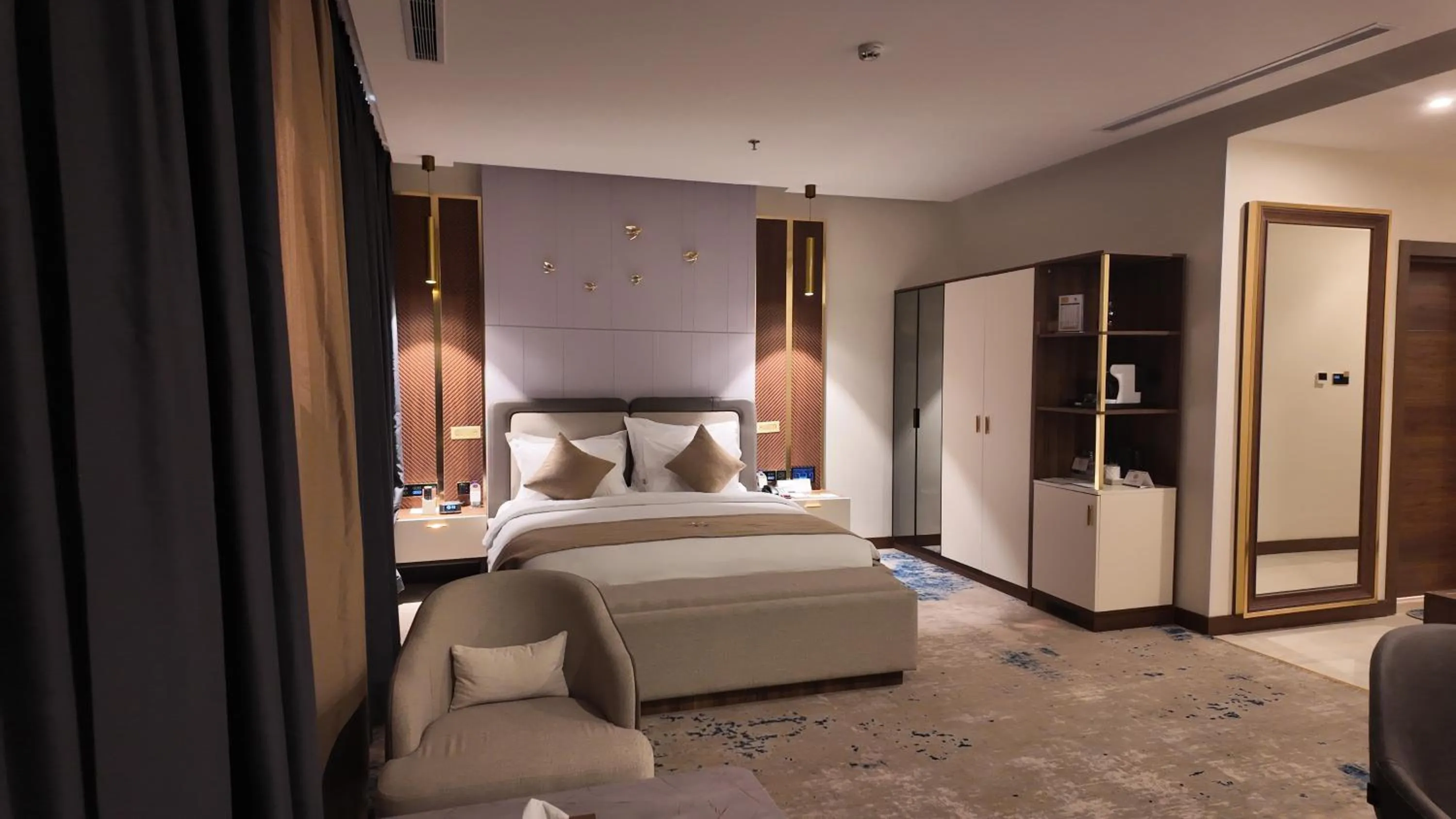 Bedroom, Bed in Vender Hotel