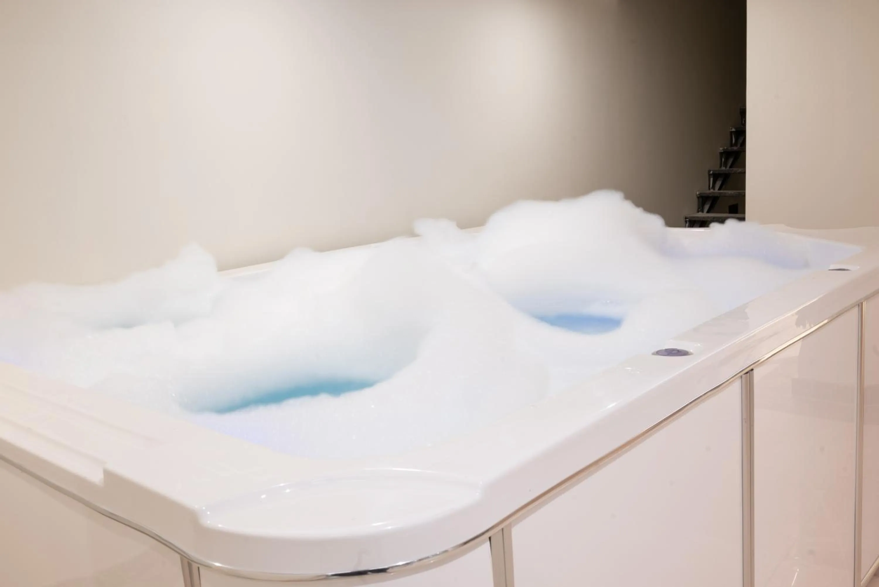 Hot Tub in Vender Hotel