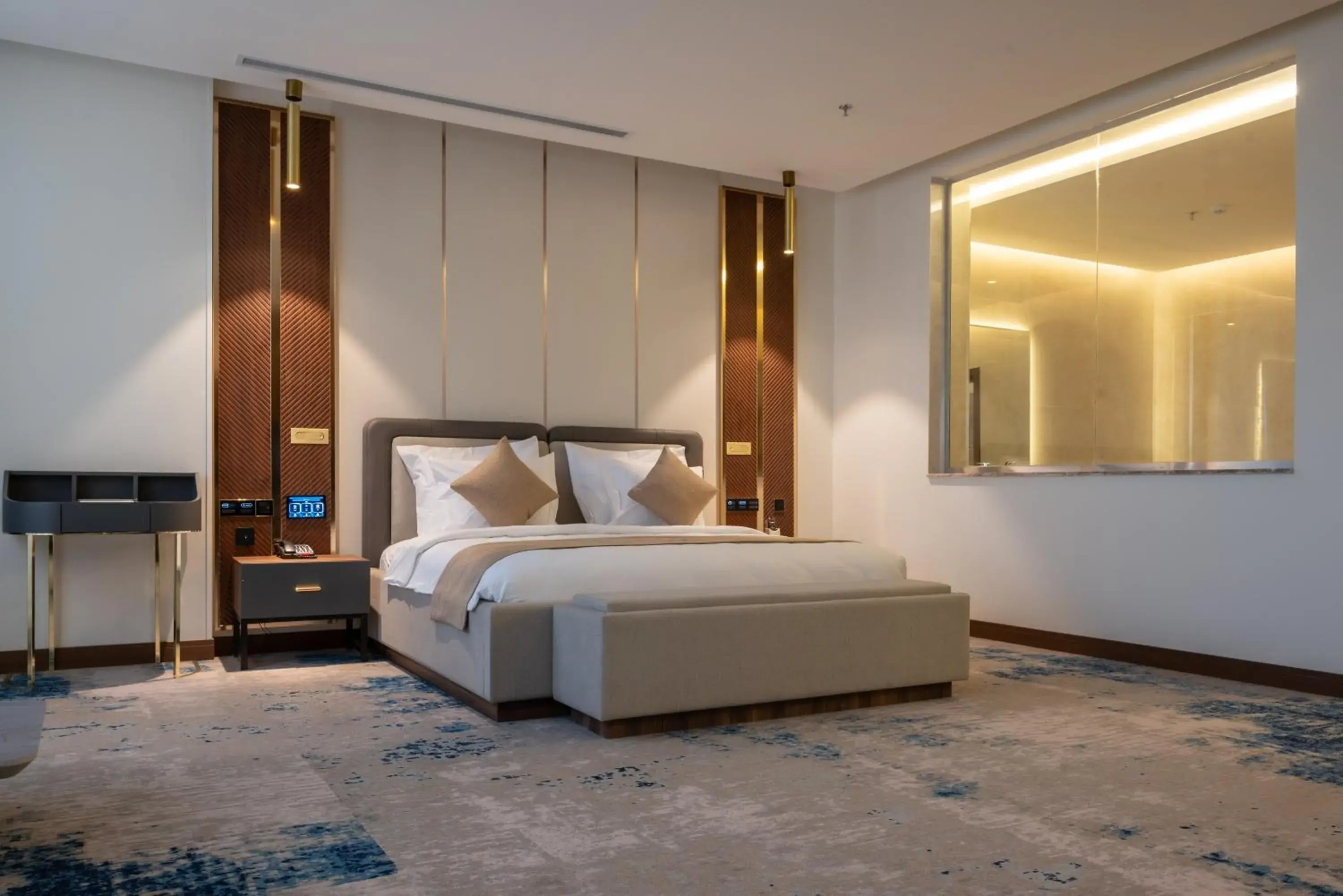 King Suite with Spa Bath in Vender Hotel King Suite with Spa Bath in Vender Hotel