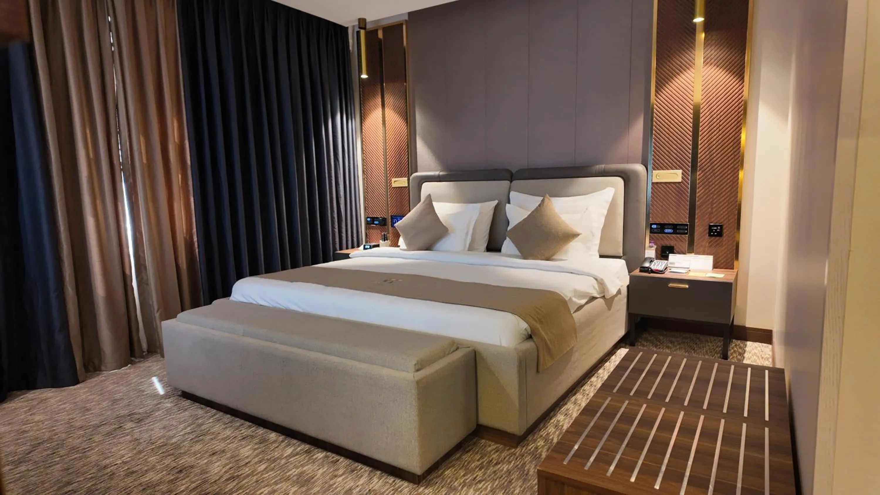 Bedroom, Bed in Vender Hotel