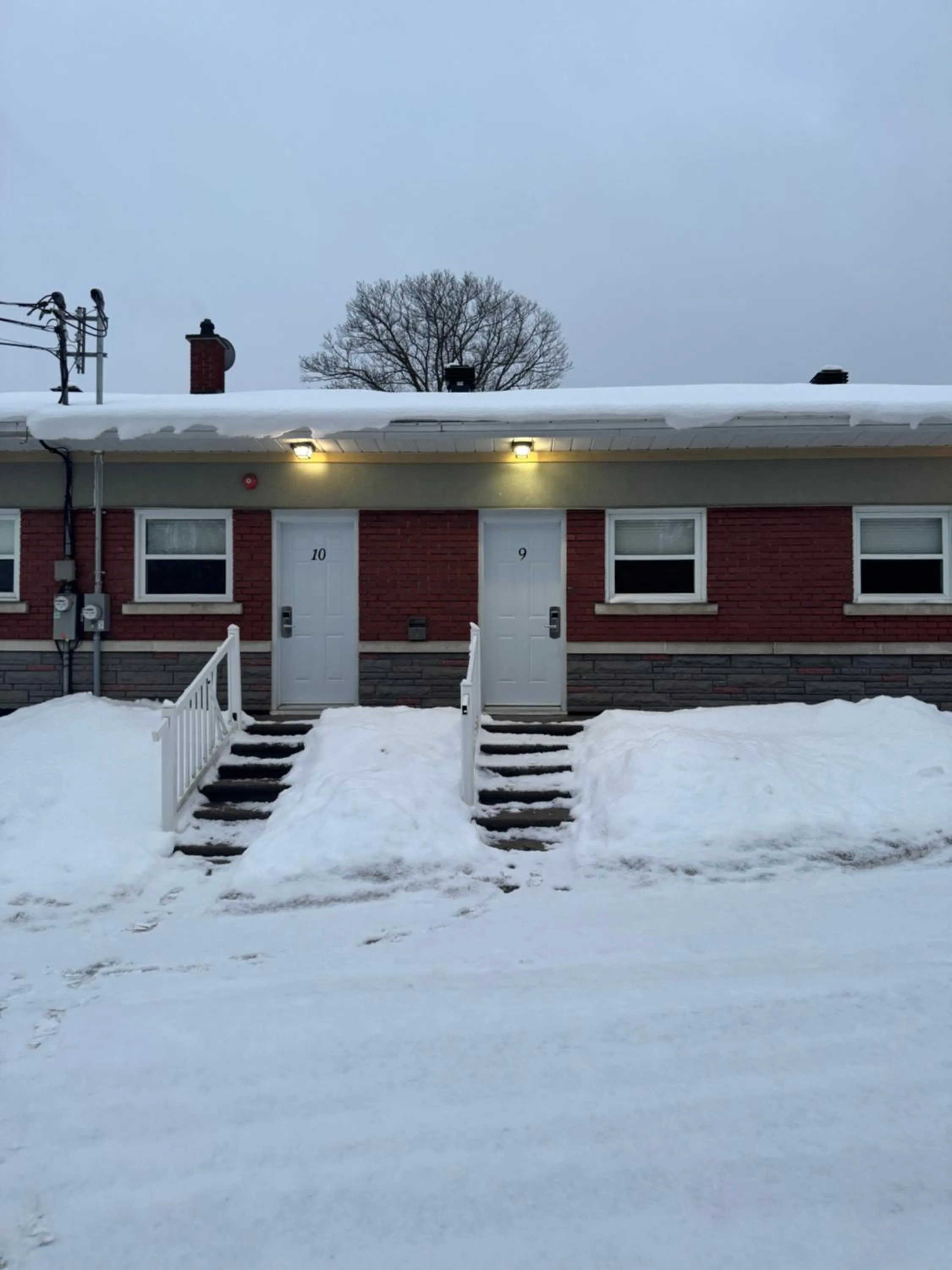 Parking in Motel Le Refuge