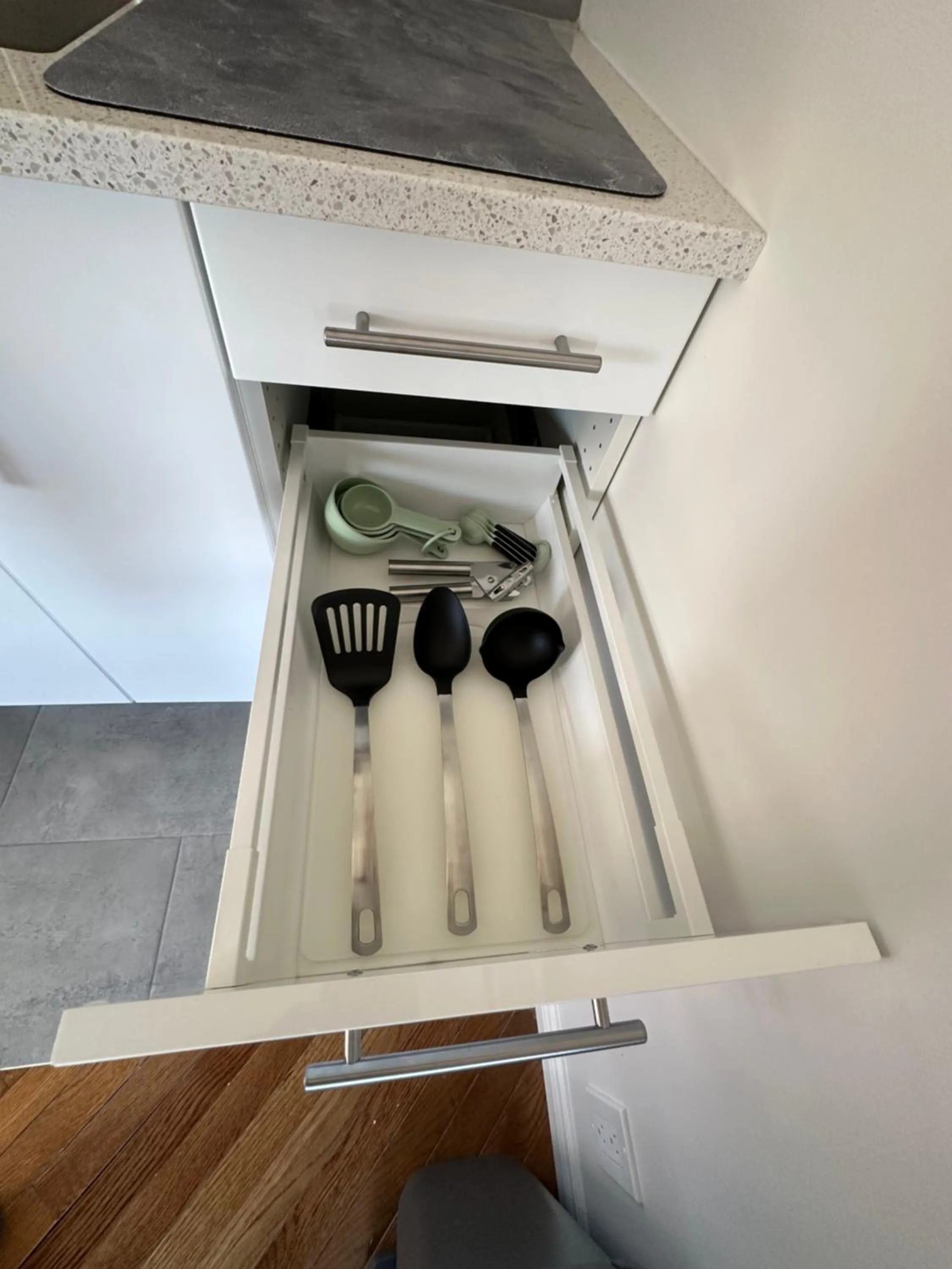 Kitchen or kitchenette in Motel Le Refuge