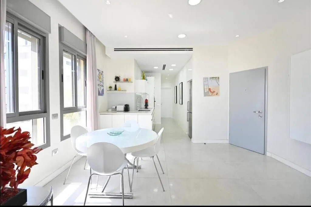 Seaside Apt Balcony&Parking !