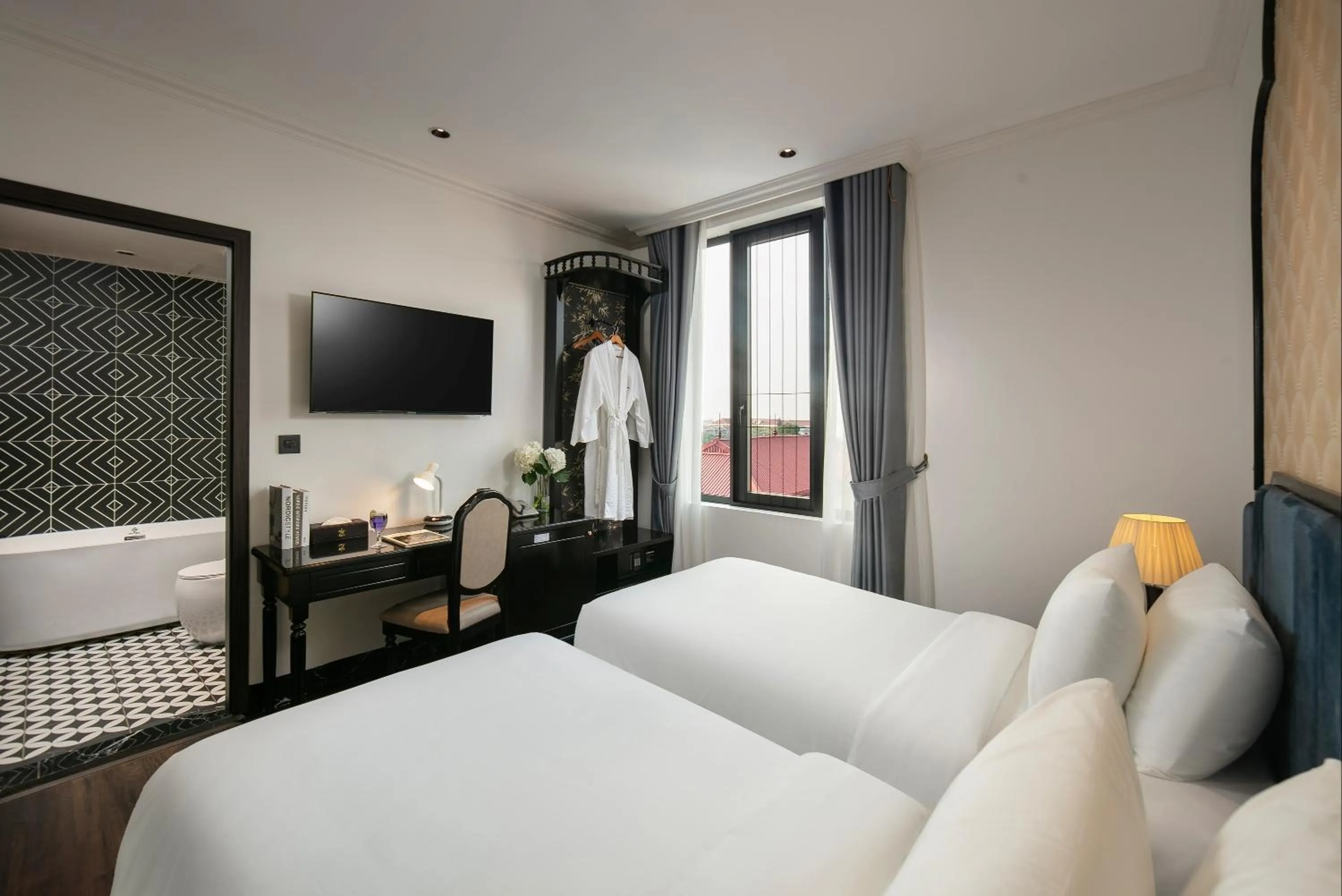 Bedroom, Bed in Phat Diem Plaza Hotel