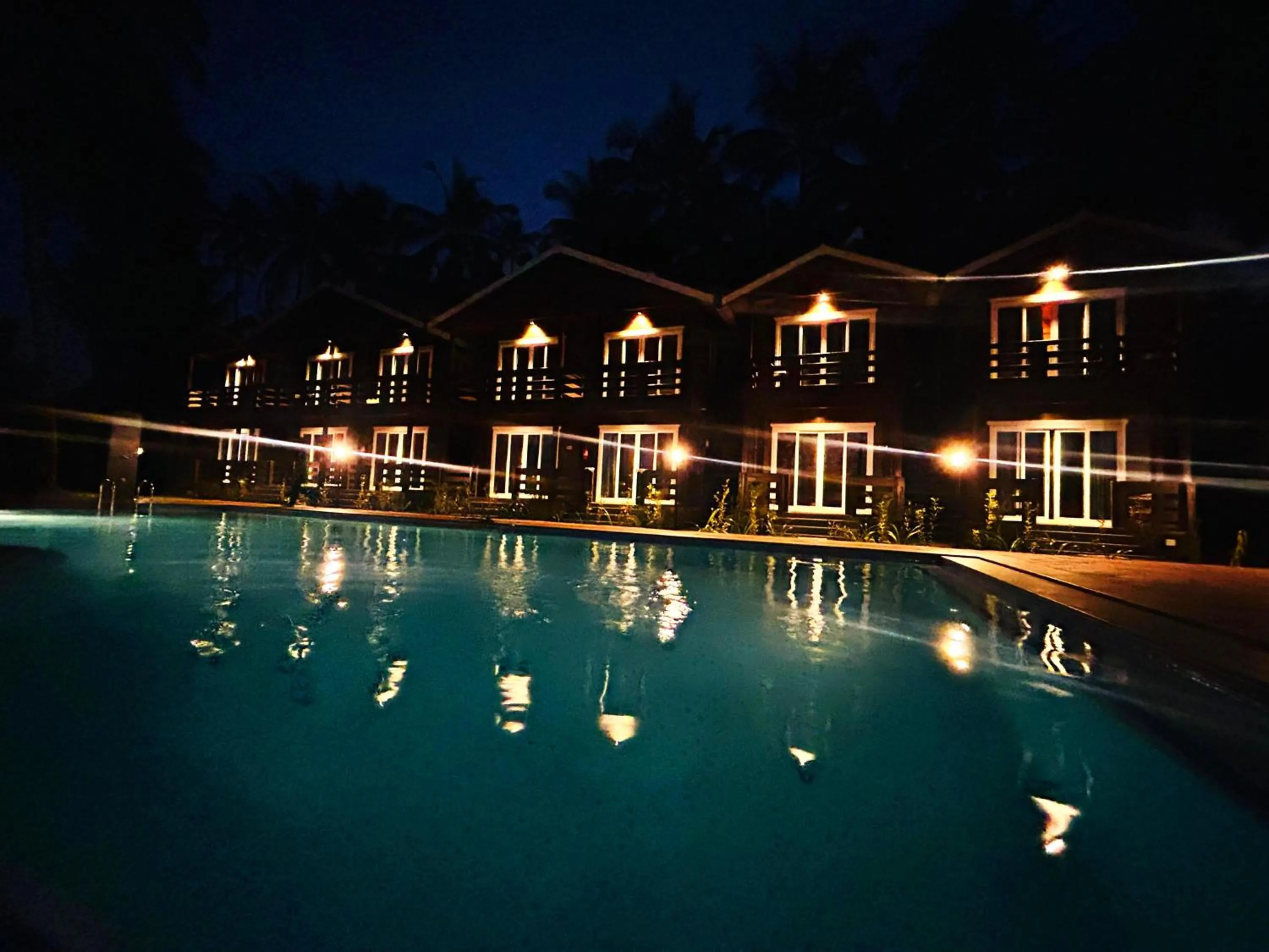 Night in Seclude Eco Cottages