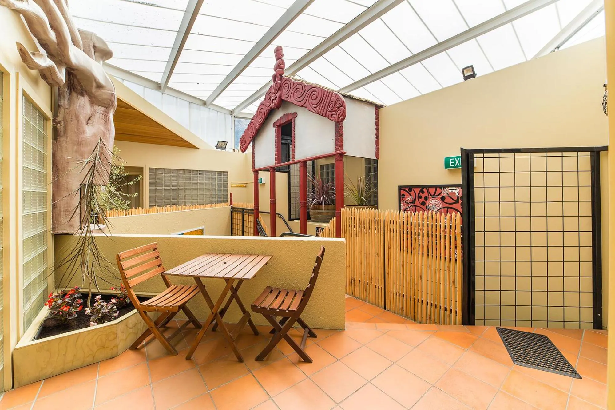 Decorative detail in Tahuna Pod Hostel