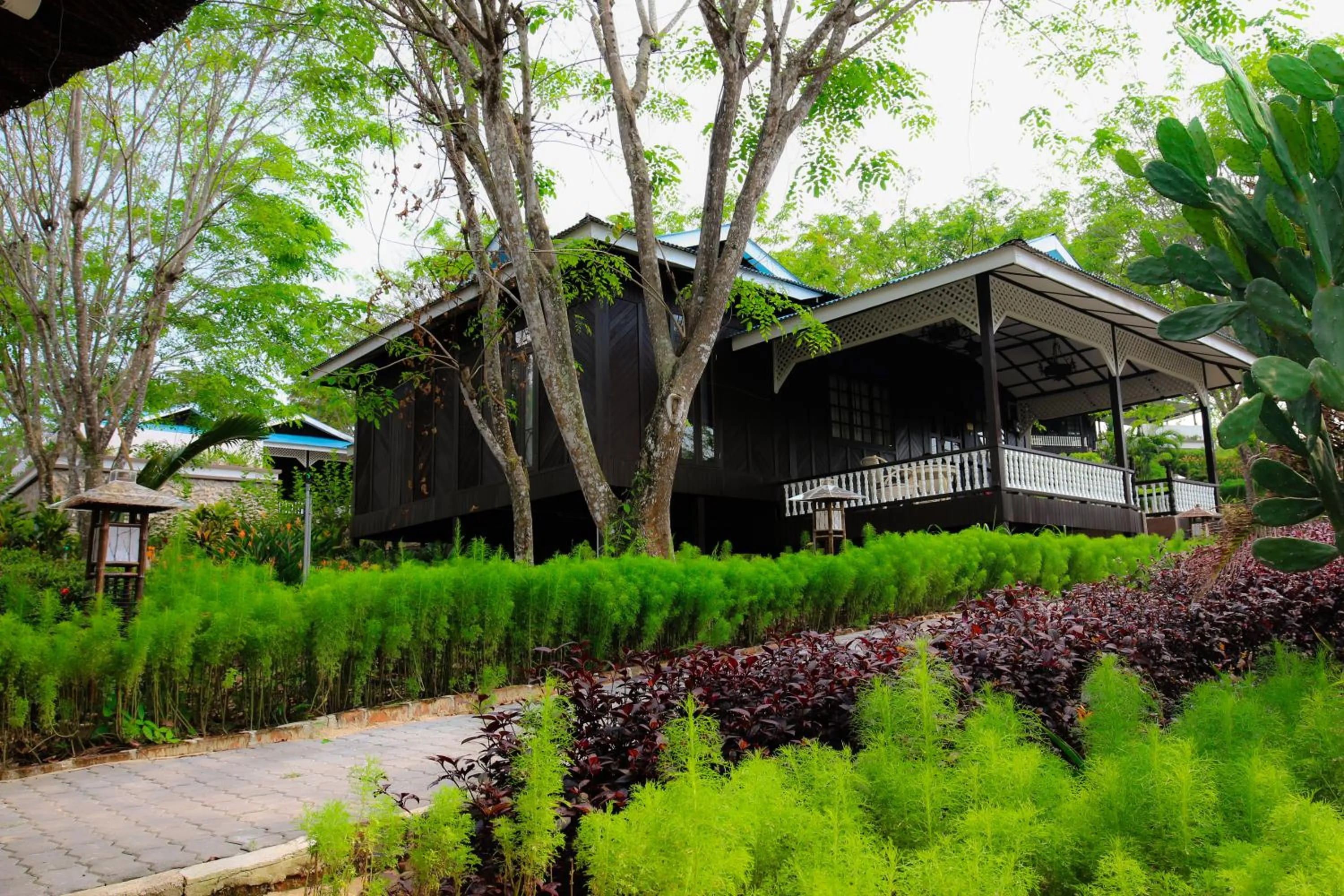 Garden in The Orchard Resort & Spa Melaka I World Spa Awards Winner I Free Access to Outdoor Spa Pool