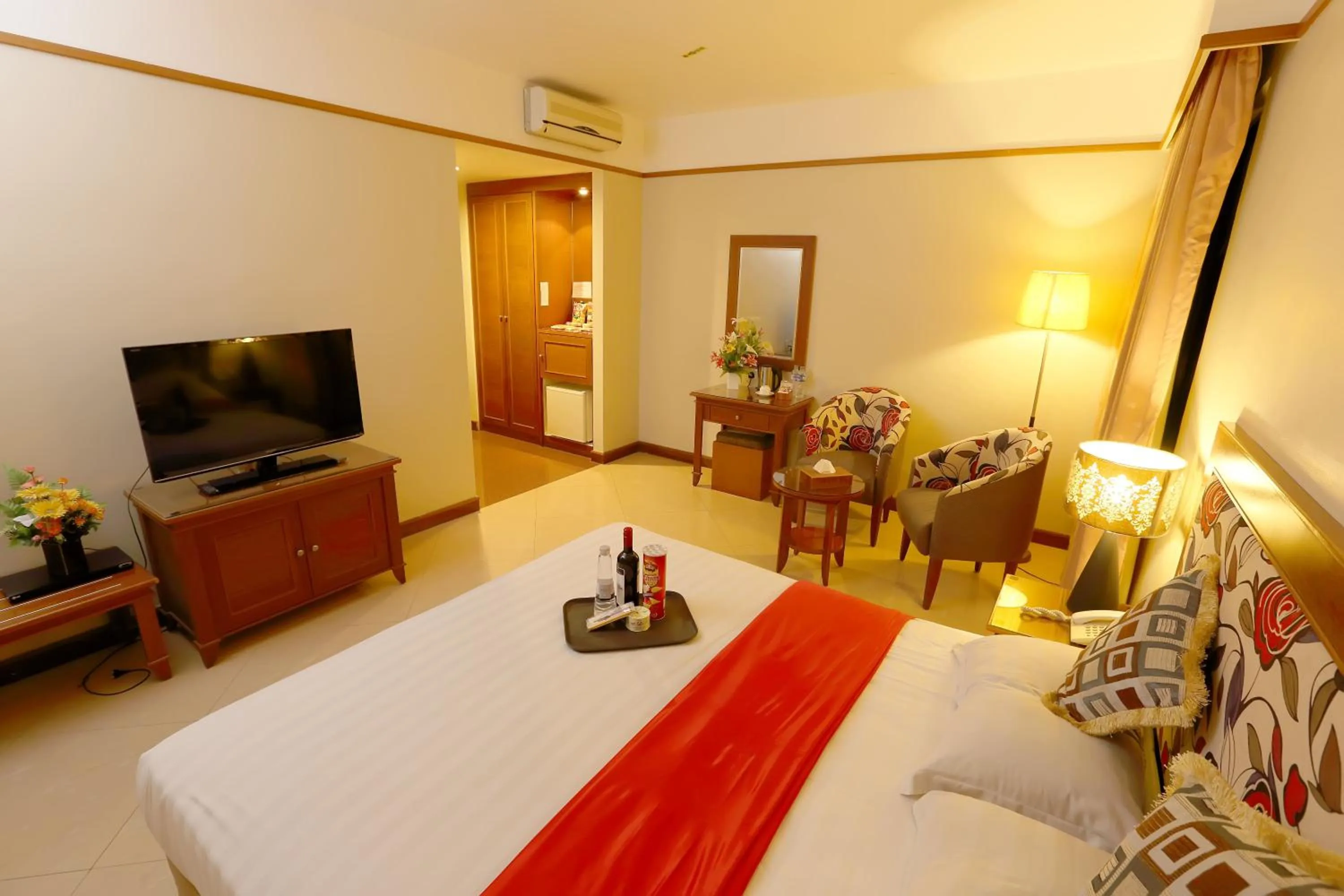 Bed in Hotel Maximillian