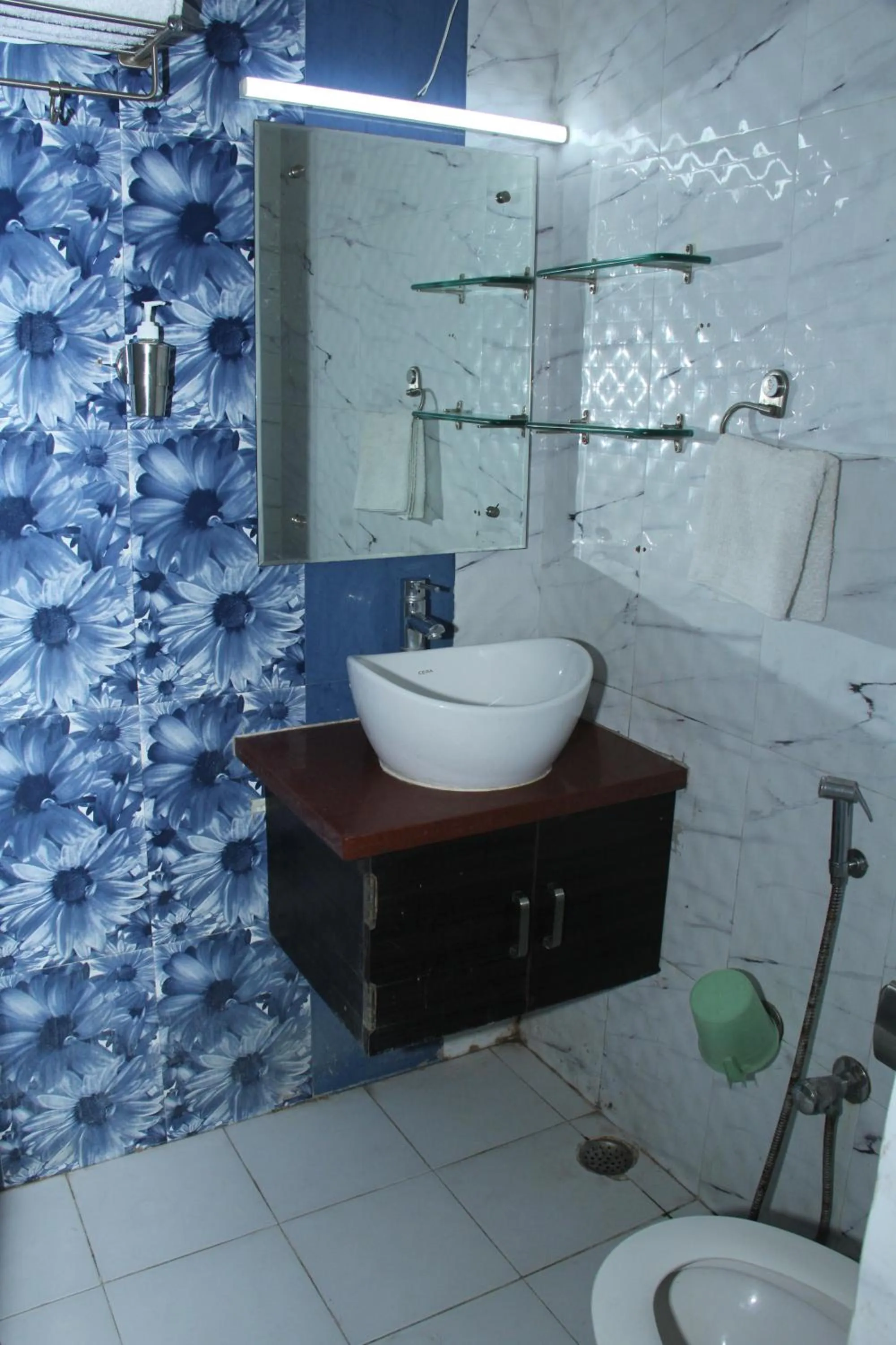 Bathroom in Hotel Bhagyodaya Residency Bhilwara