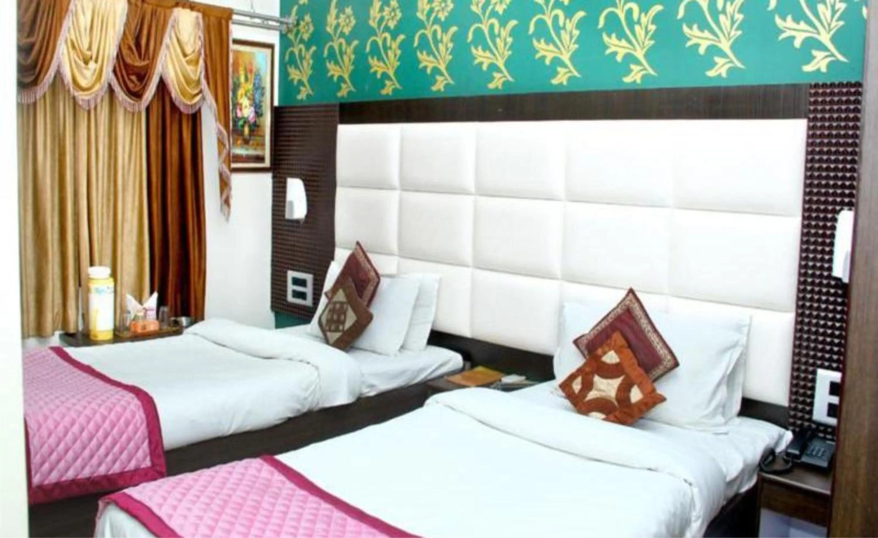 Bed in Hotel Bhagyodaya Residency Bhilwara