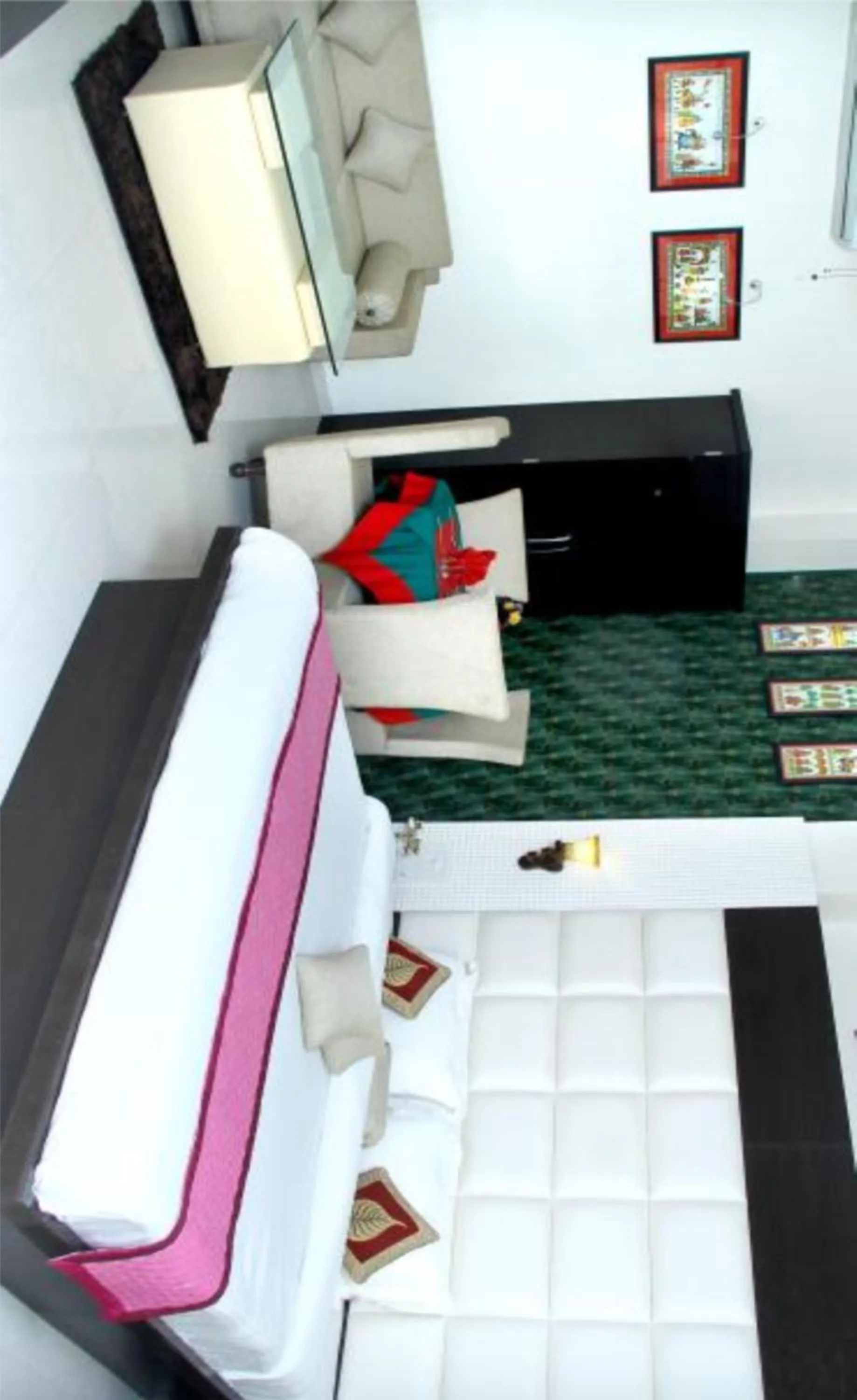Living room, Bed in Hotel Bhagyodaya Residency Bhilwara