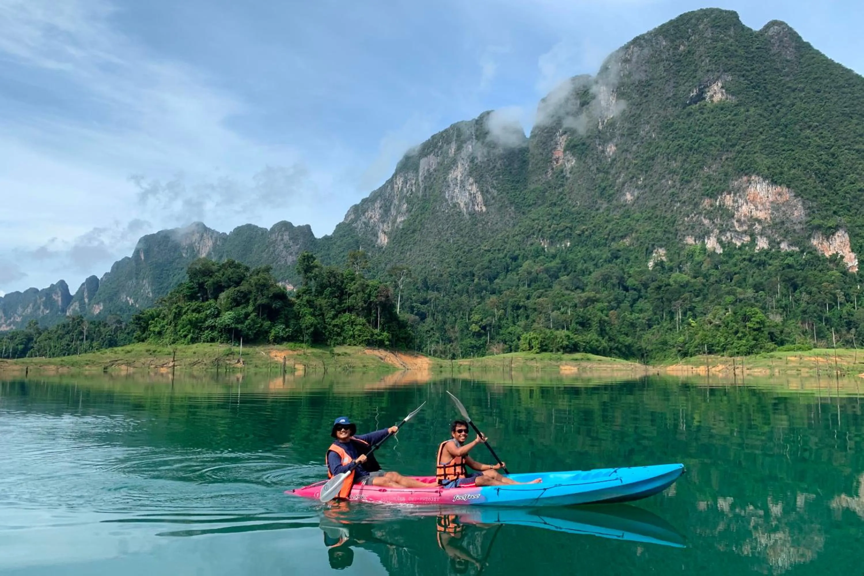 Canoeing in Khao Sok Riverside Cottages