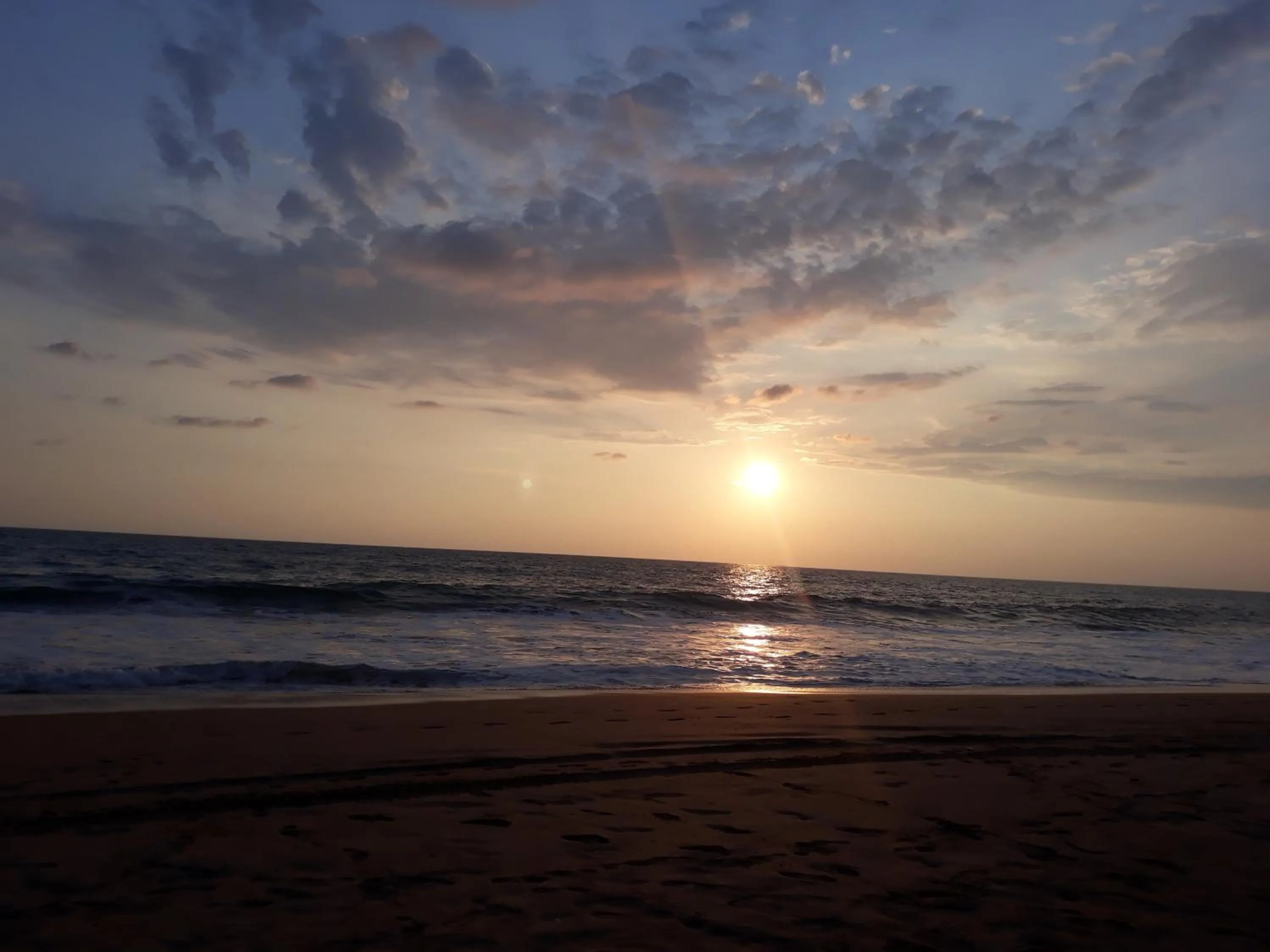 Sunset in Arcade Beach Hotel