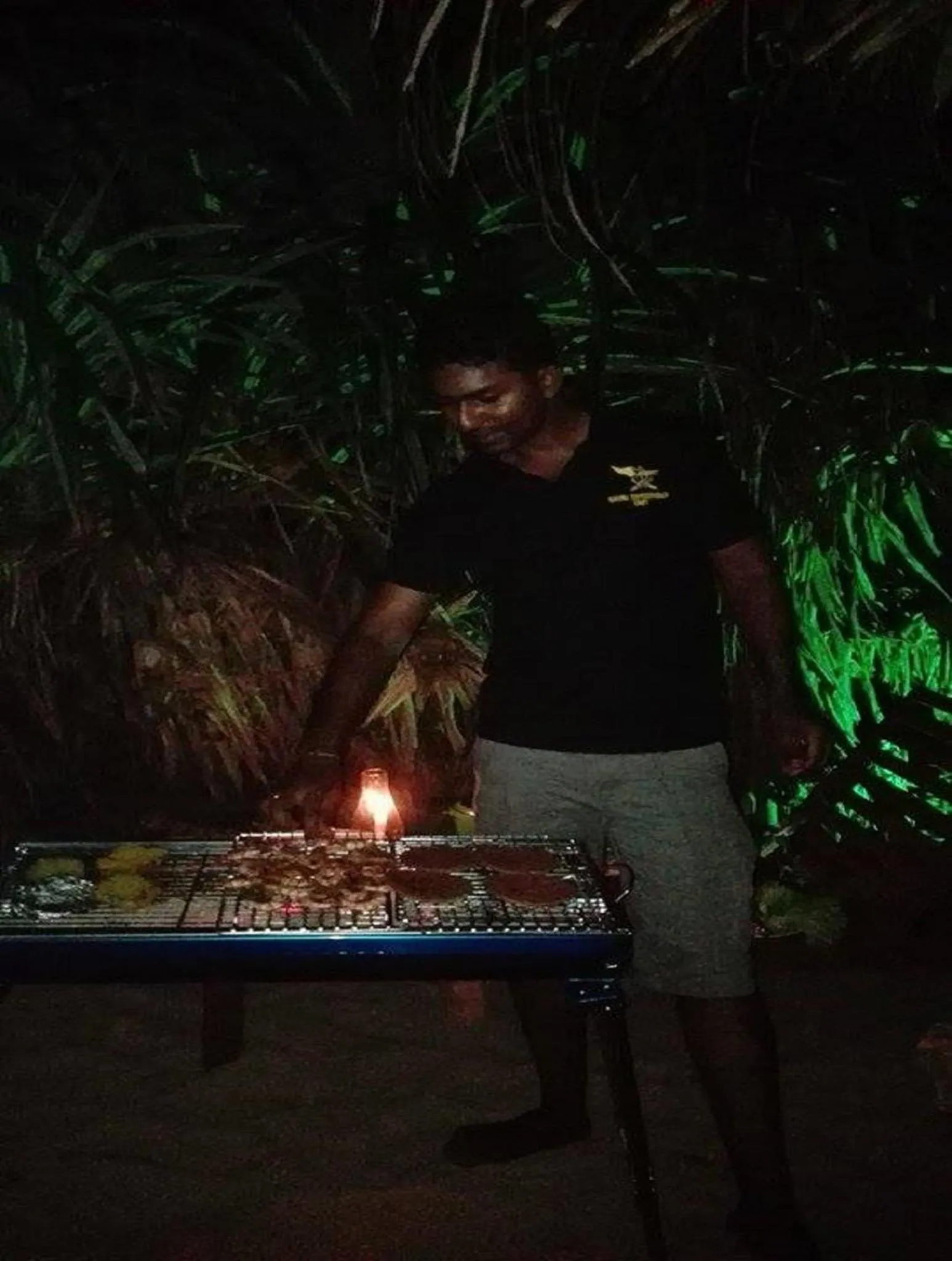 BBQ facilities in Arcade Beach Hotel