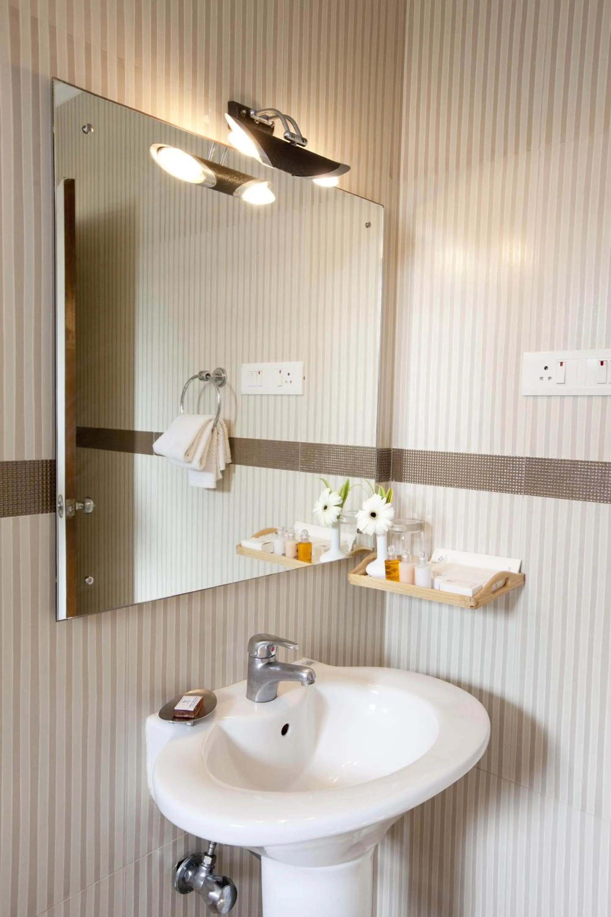 Bathroom in Calangute Towers - AM Hotel Kollection