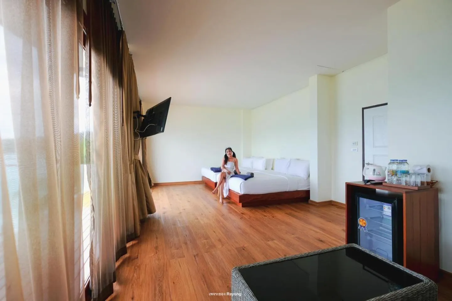 Photo of the whole room, Bed in Samed Seaside Resort