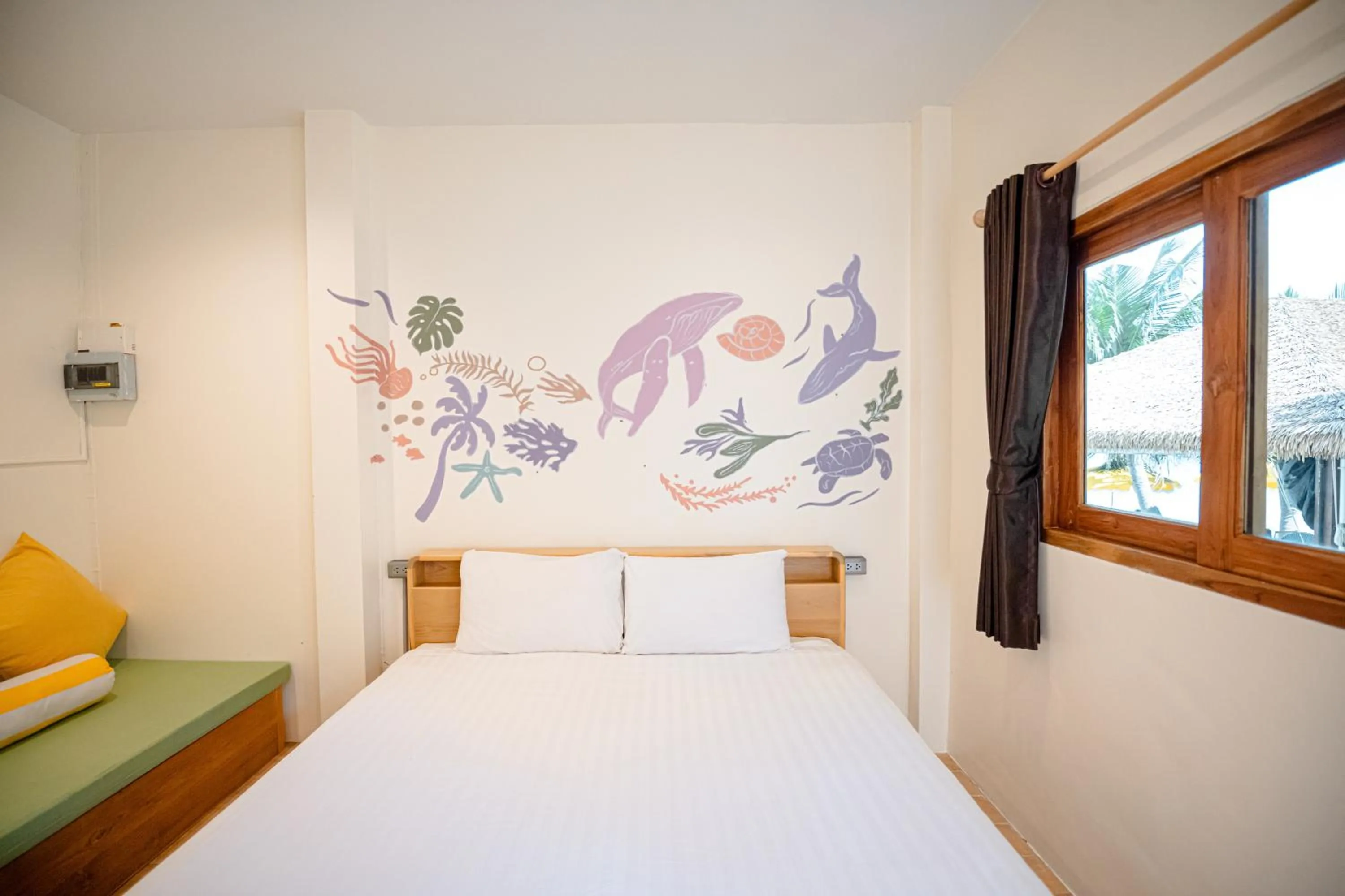 Bedroom, Bed in Samed Seaside Resort