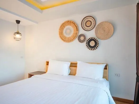 Photo of the whole room, Bed in Samed Seaside Resort