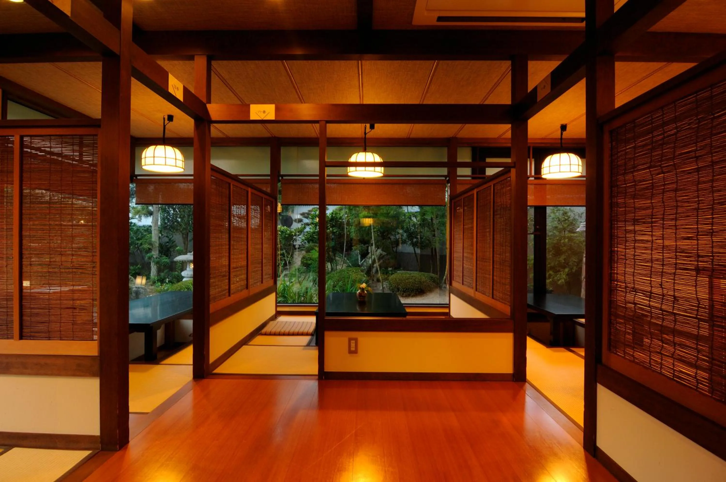 Restaurant/places to eat in Kifuno Sato