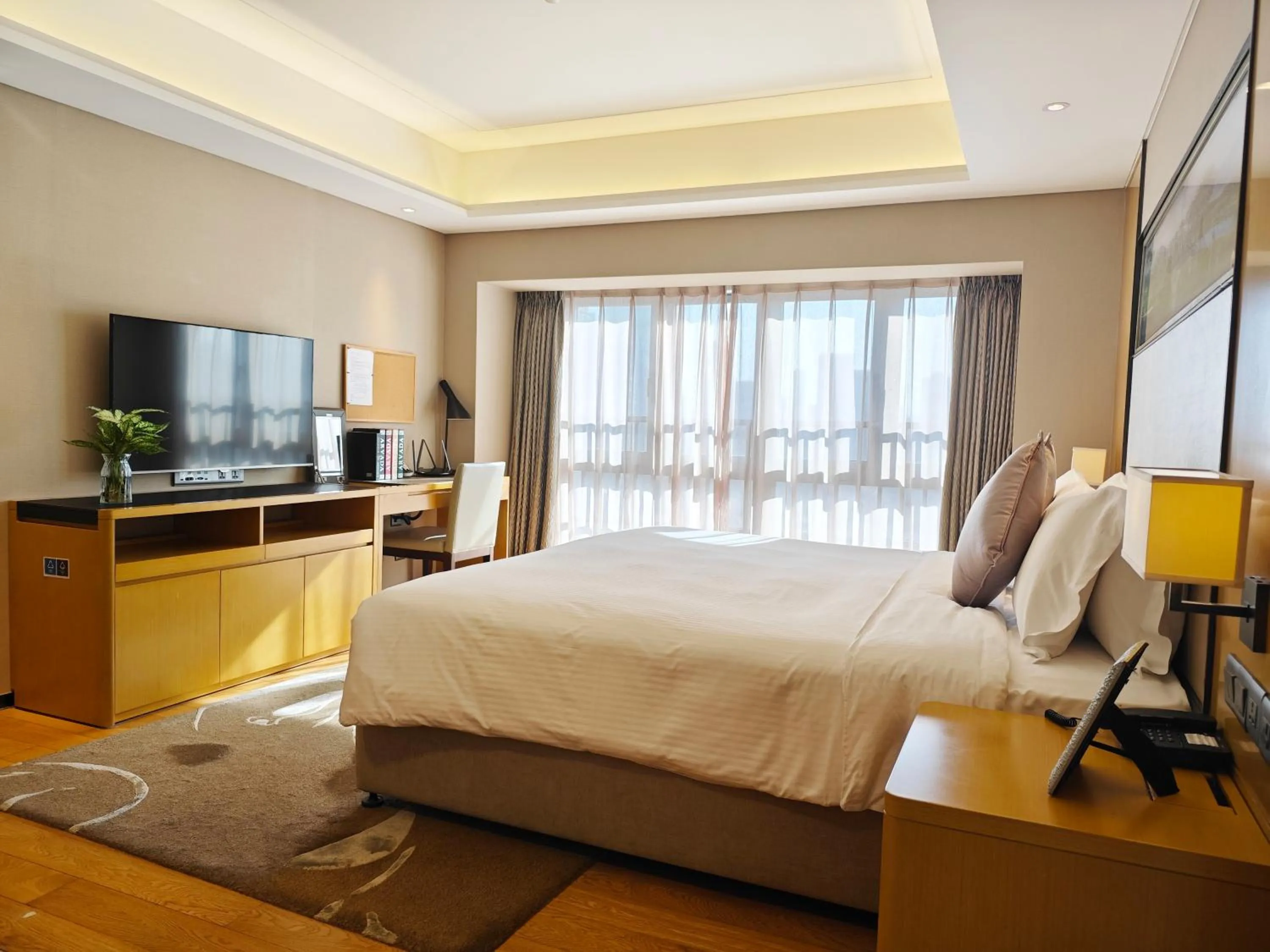 Bedroom, Bed in Somerset Grandview Shenzhen