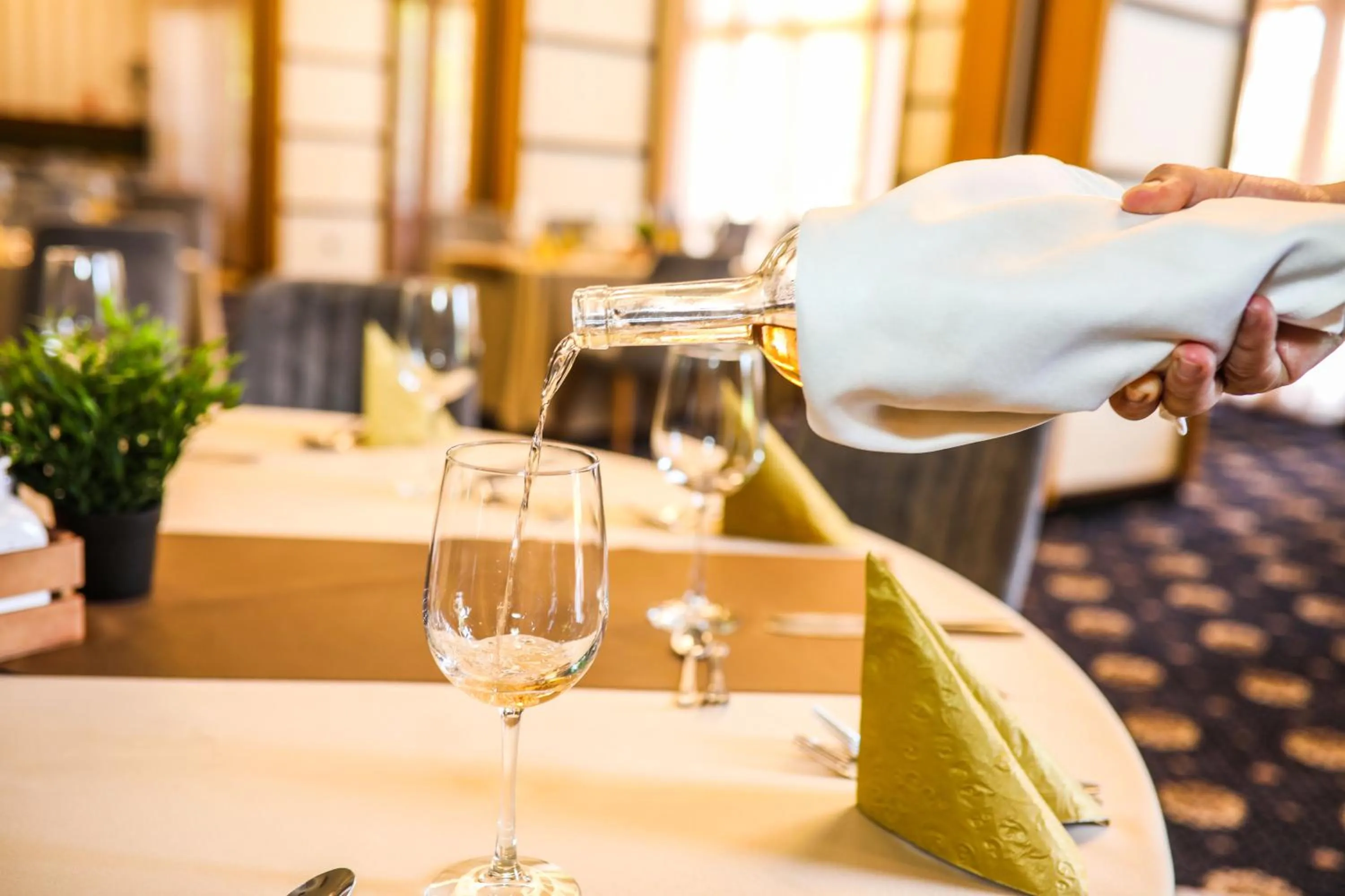 Restaurant/places to eat in Emerald Beach Resort & Spa