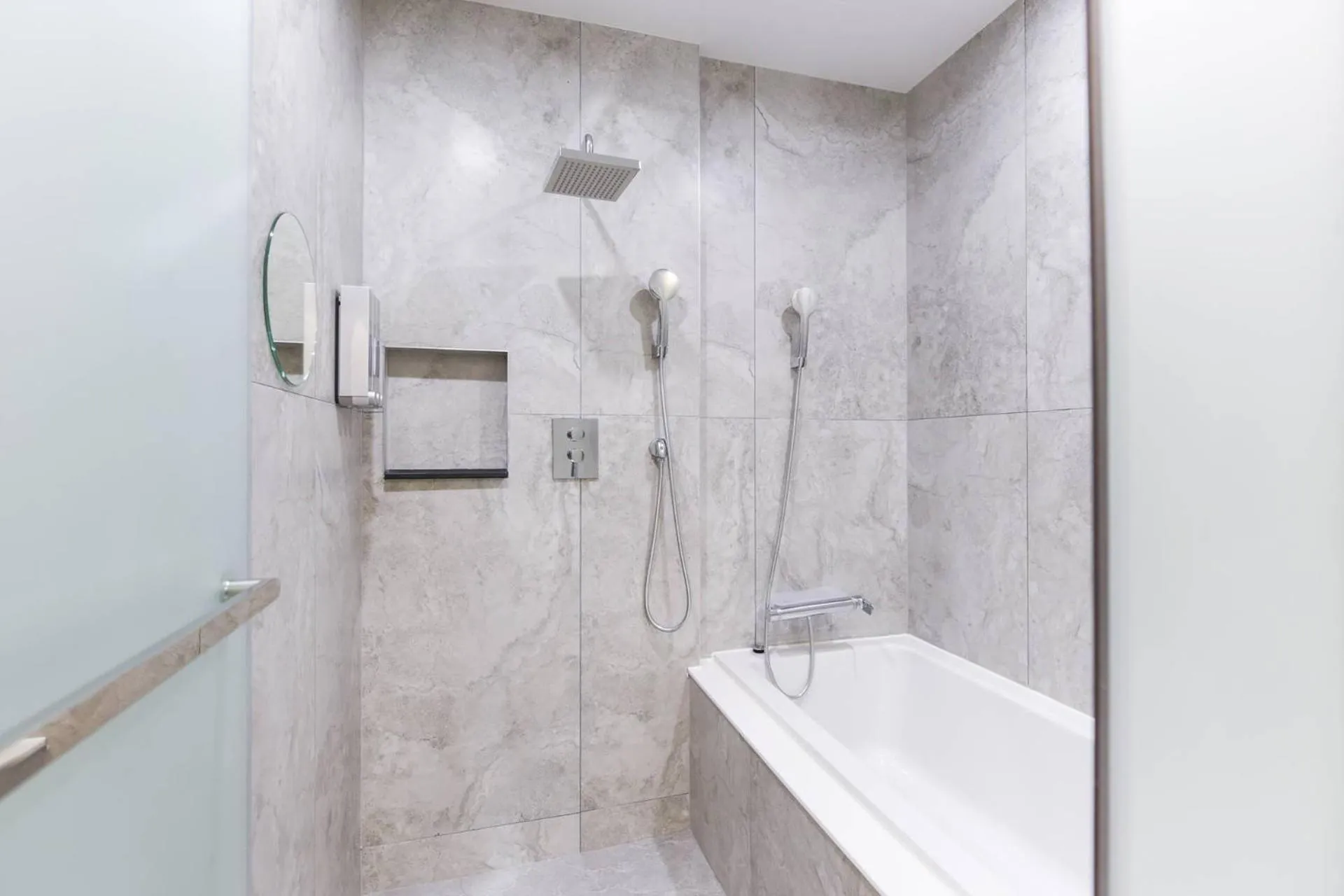 Daegu Hotel Series Lions Park