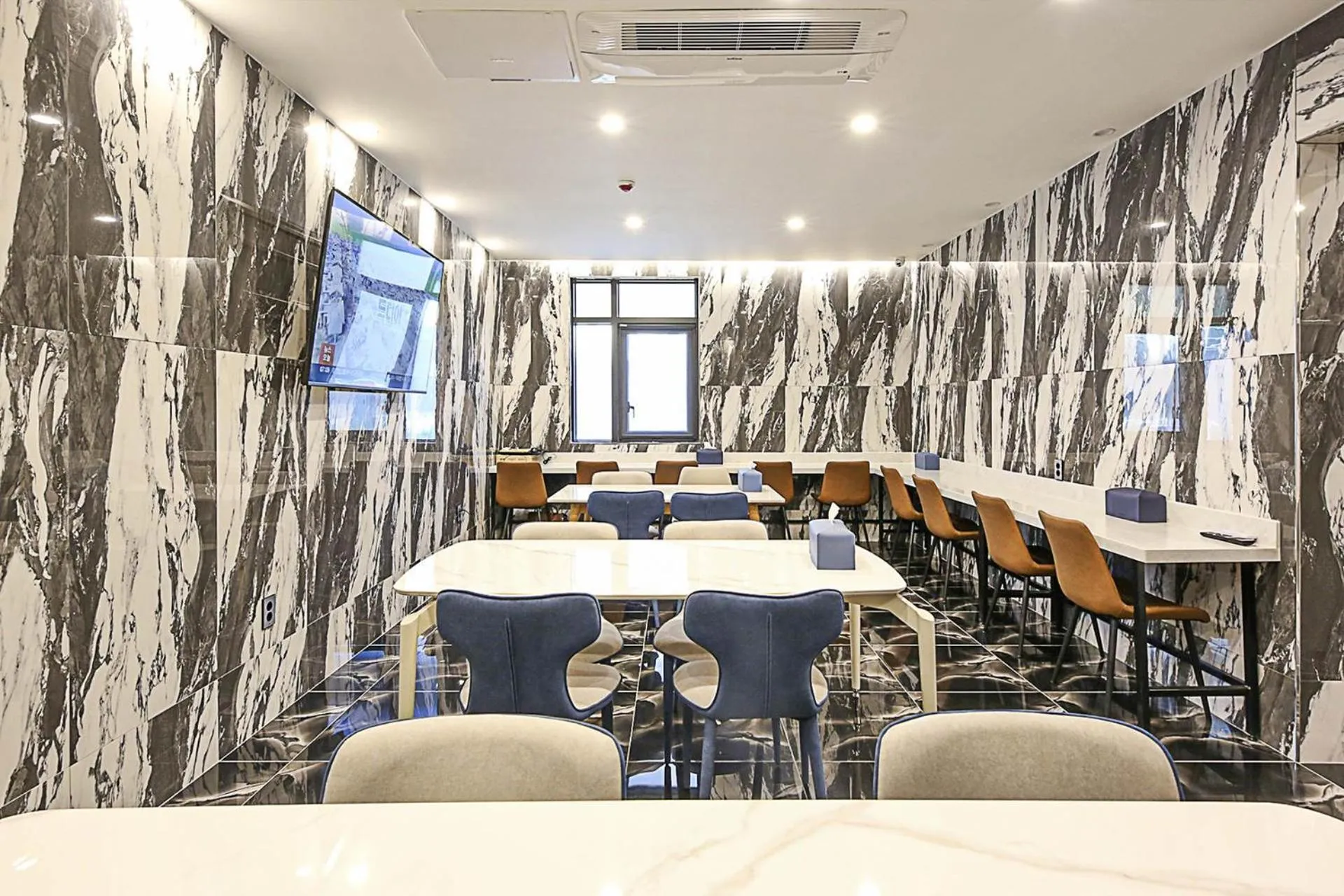 Breakfast in Daegu Hotel Series Lions Park