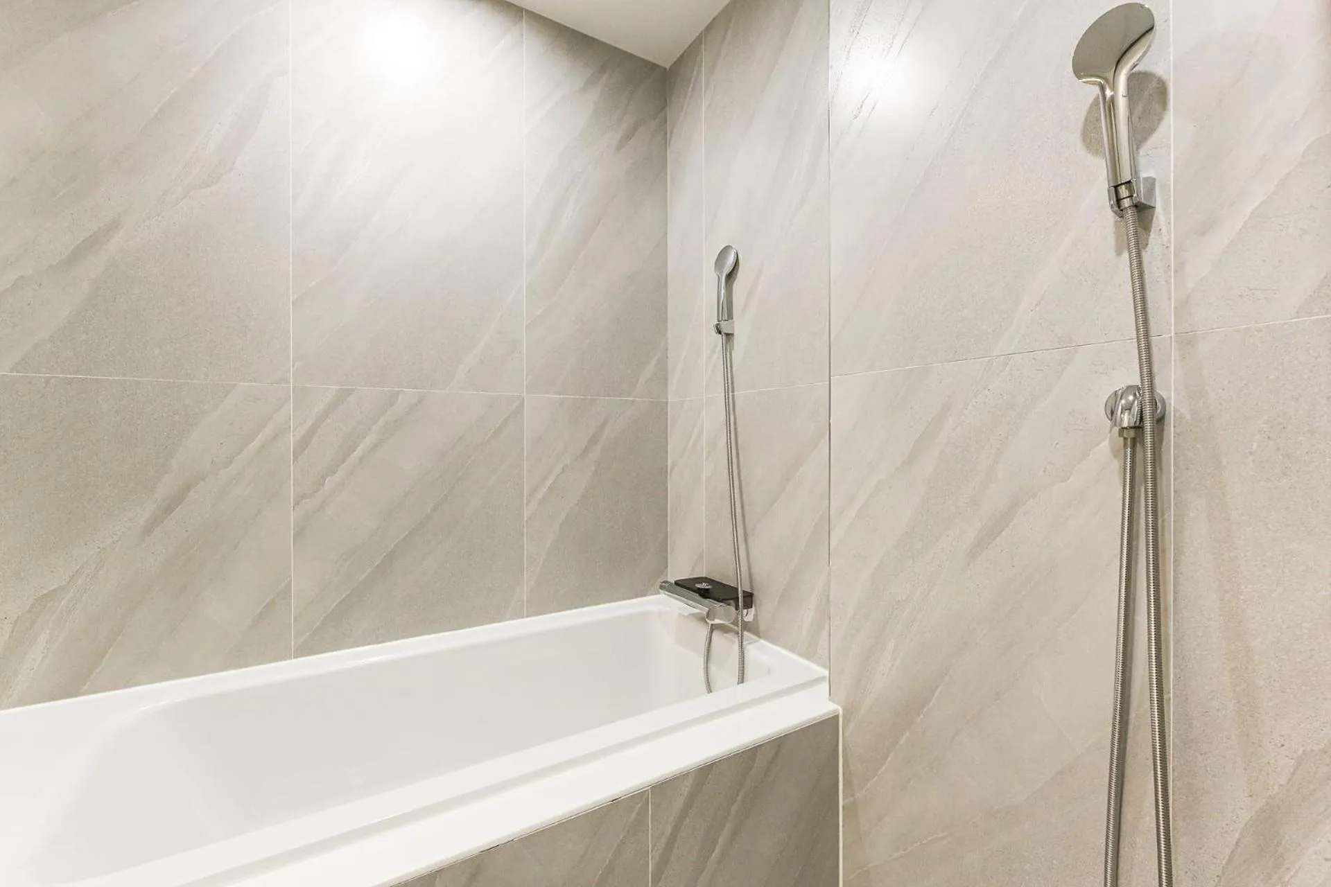 Daegu Hotel Series Lions Park