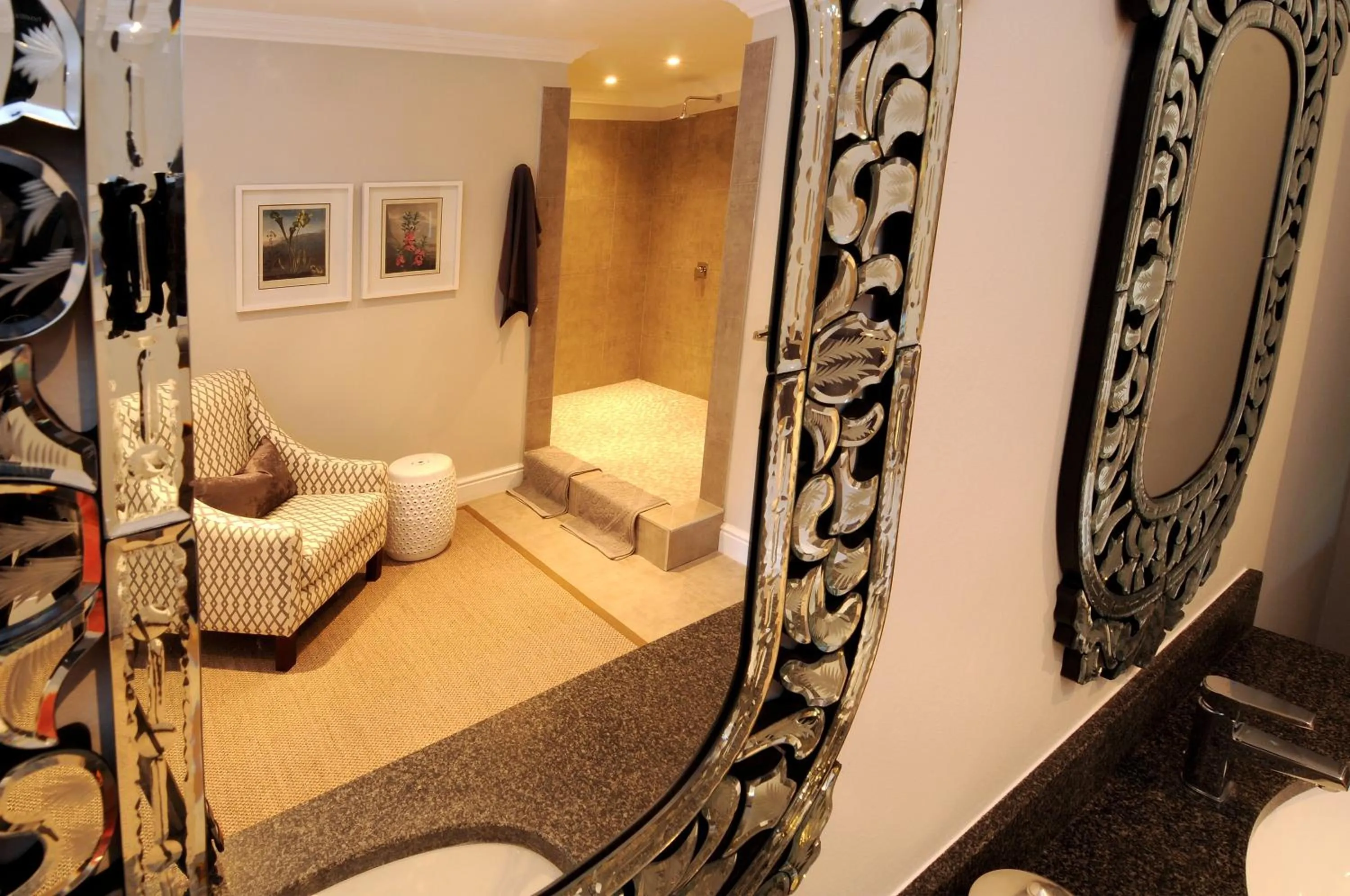 Living room in 8A Grahamstown by The Oyster Collection