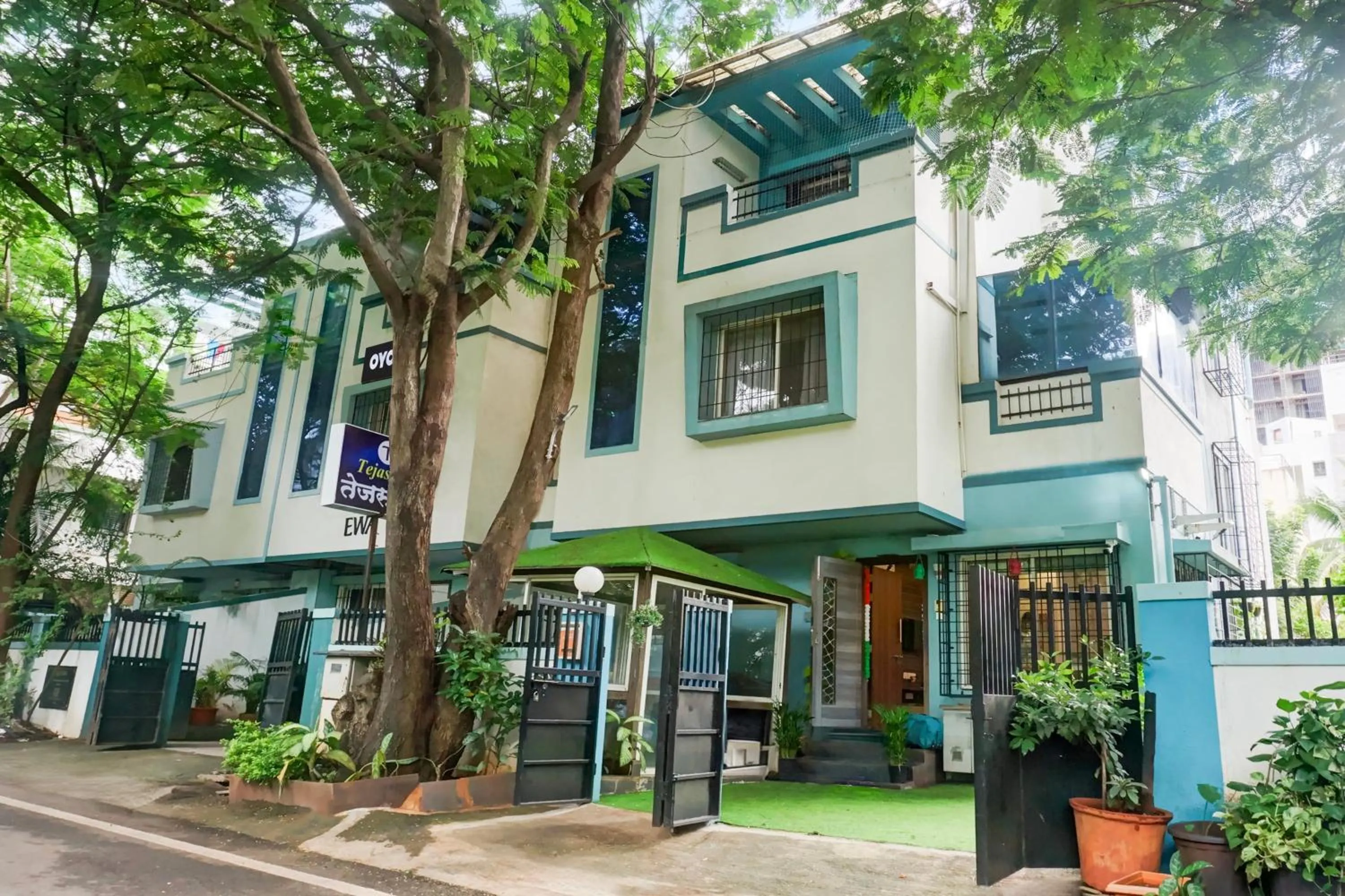 Facade/entrance in Hotel O Tejas Inn