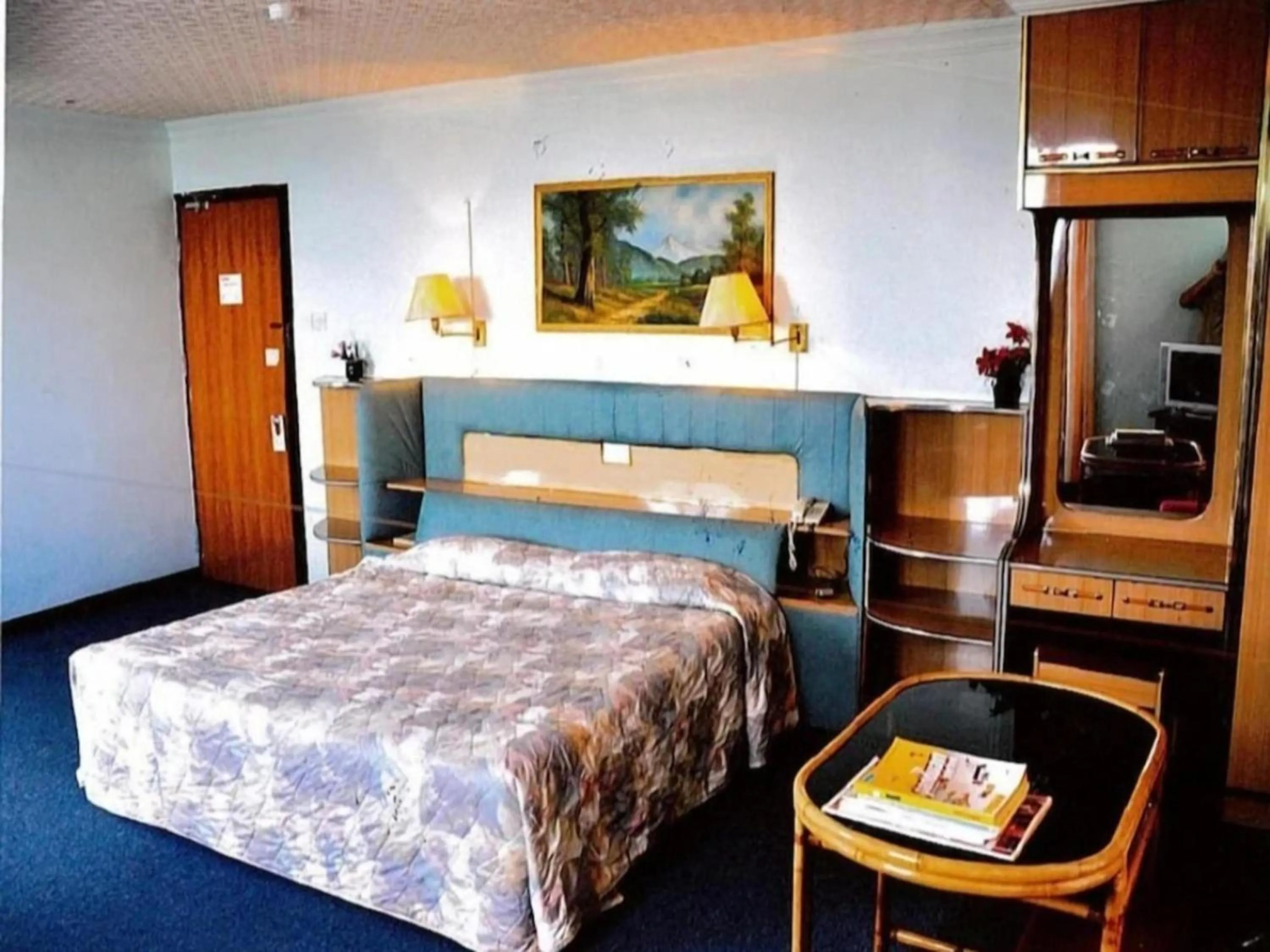 Bedroom, Bed in Hotel O Hotel Ramai