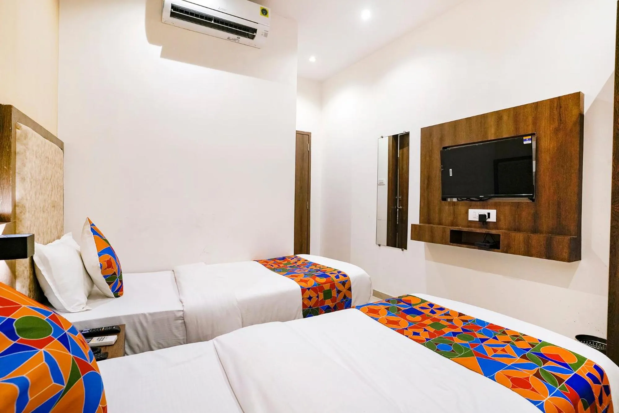Bed in FabHotel Atithi Residency I - Nr BKC