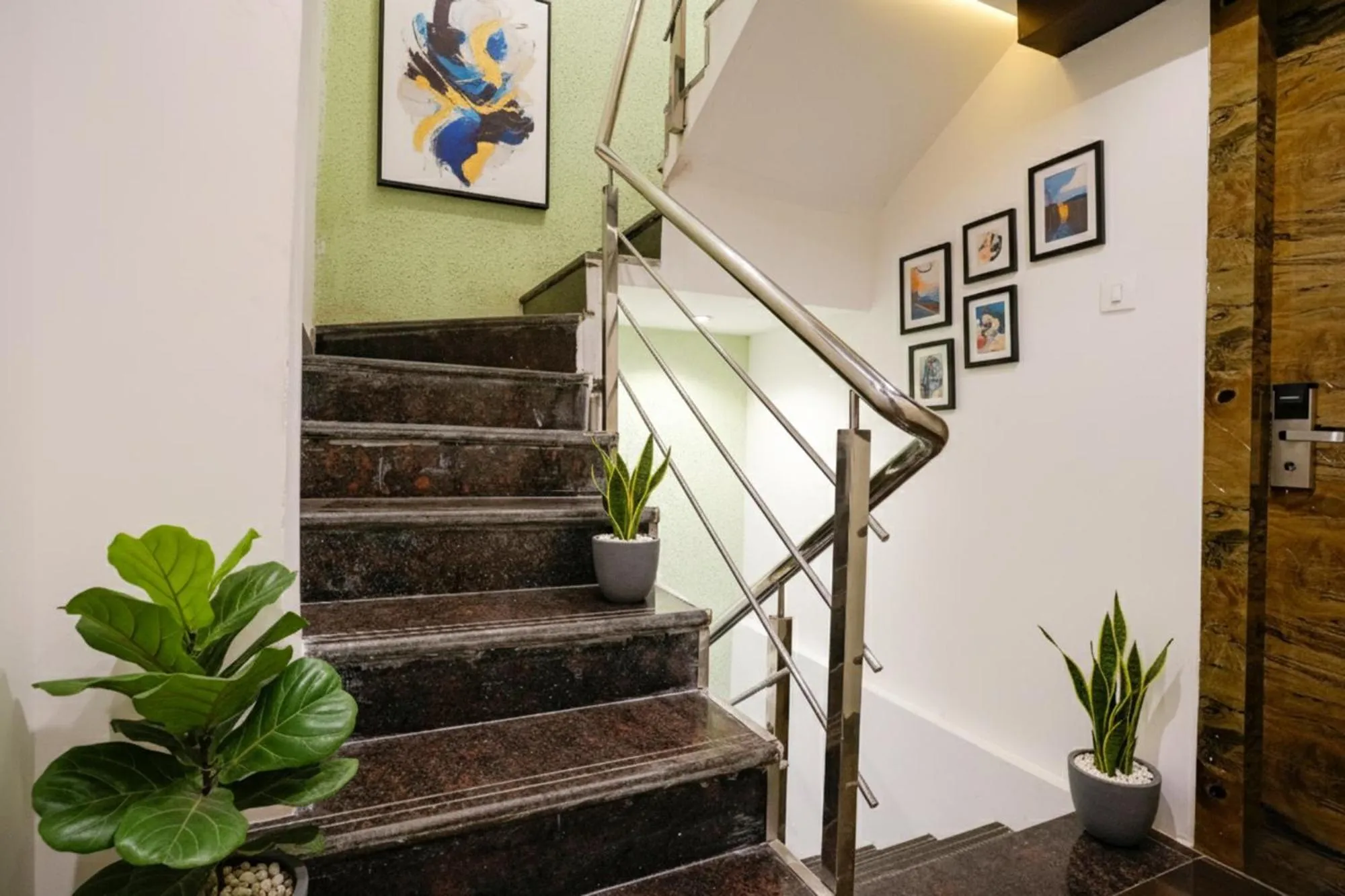 Lobby or reception in FabHotel Atithi Residency I - Nr BKC