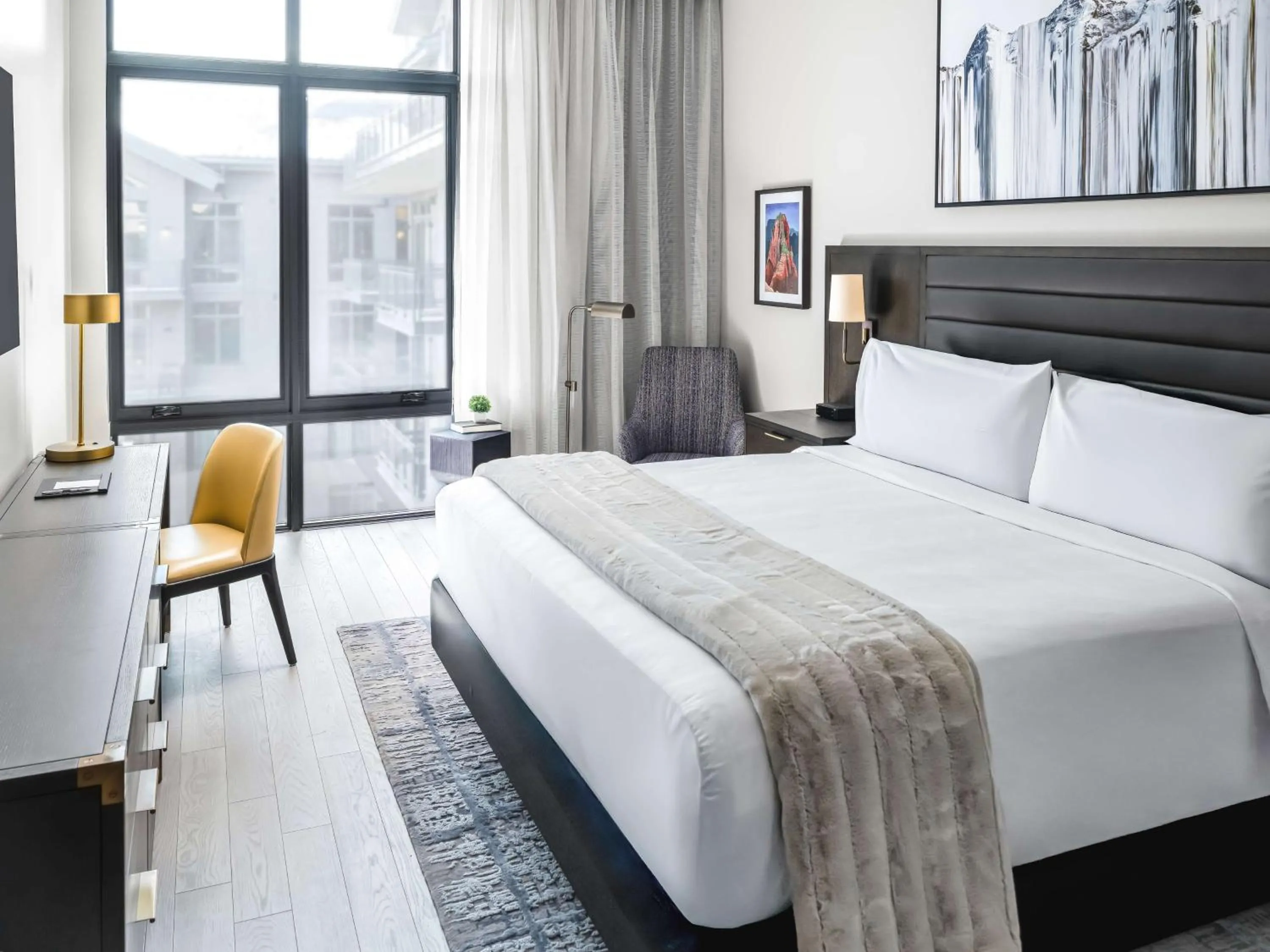 Photo of the whole room, Bed in Residences At Grand Hyatt Deer Valley