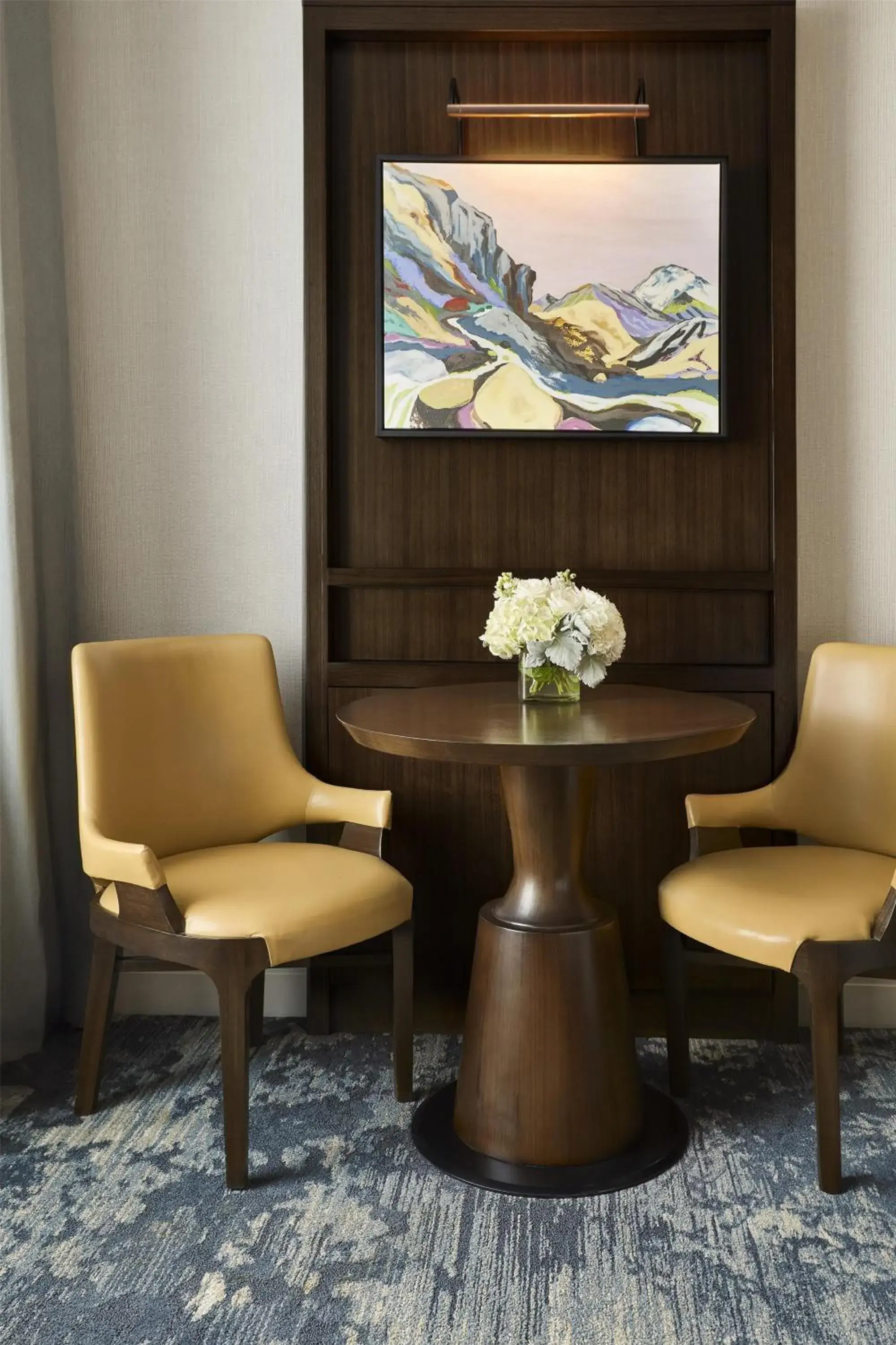 Deluxe King Studio with One King Bed in Grand Hyatt Deer Valley Deluxe King Studio with One King Bed in Grand Hyatt Deer Valley